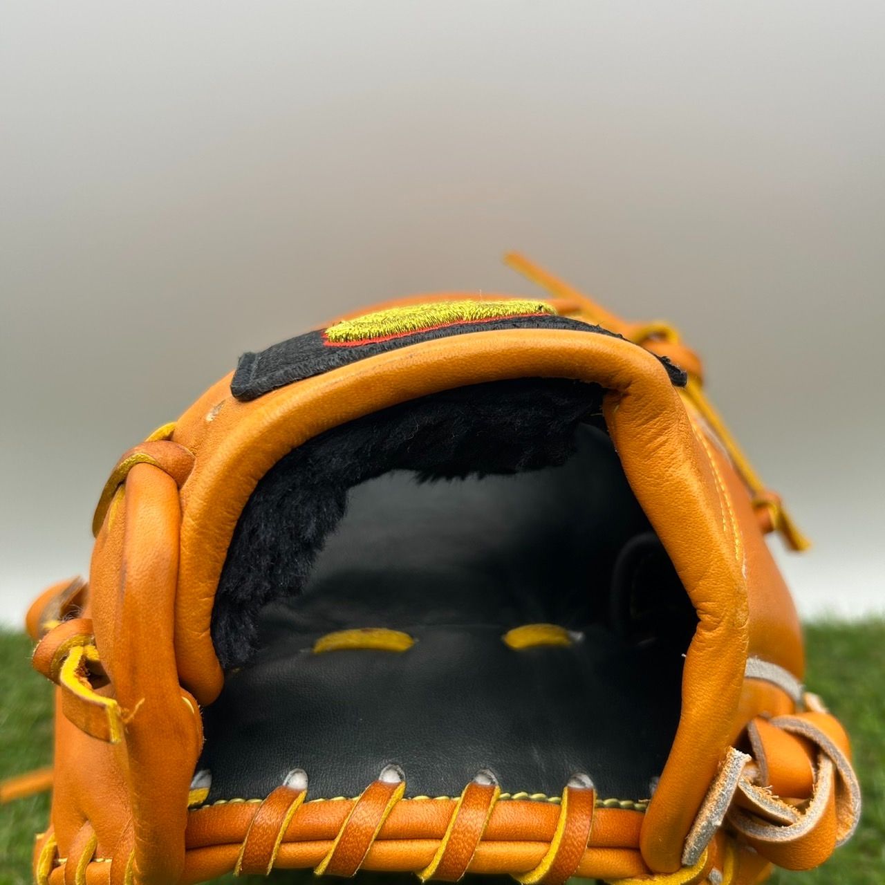 Donaiya 軟式グローブ 内野手用 中古品 M0550) Donaiya ドナイヤ 大人用 軟式 内野手用 グローブ 中古品