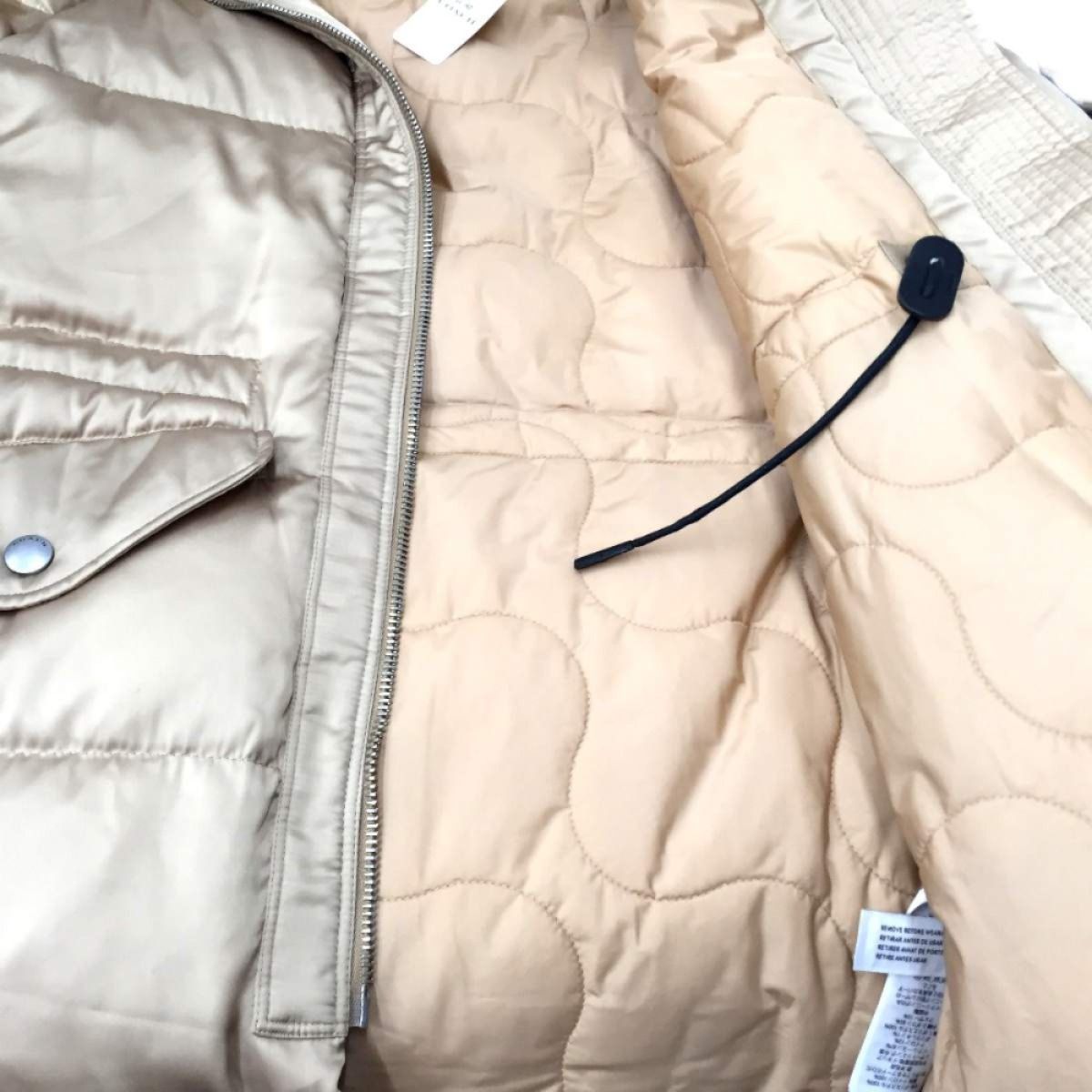 △△COACH コーチ ベージュ ダウンコート 58647 タグ付 - メルカリ 
