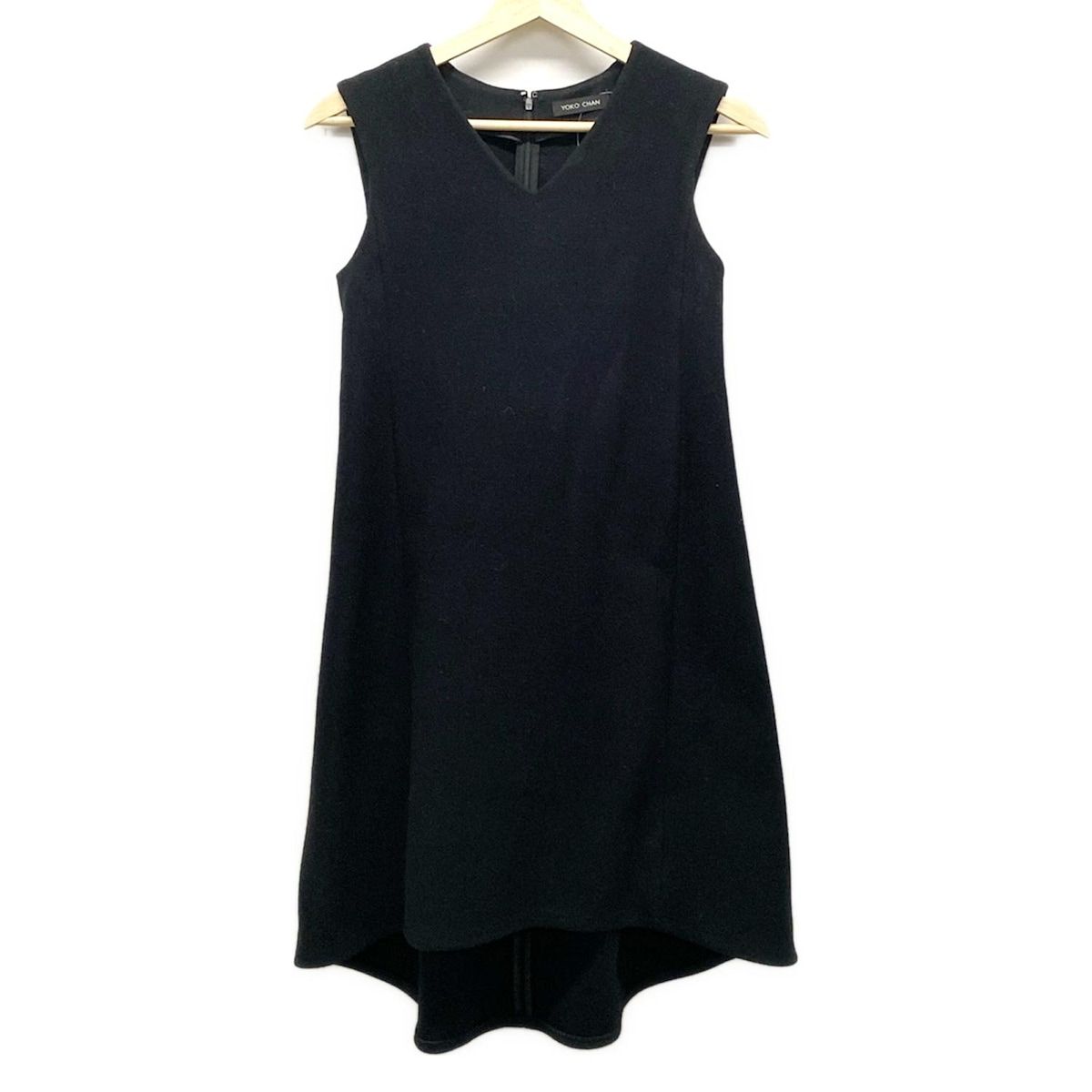 美品 YOKO CHAN ウエストパール付き ノースリーブ ワンピース 38 黒 美品》YOKO CHAN ノースリーブワンピース 美品 YOKO CHAN ウエスト