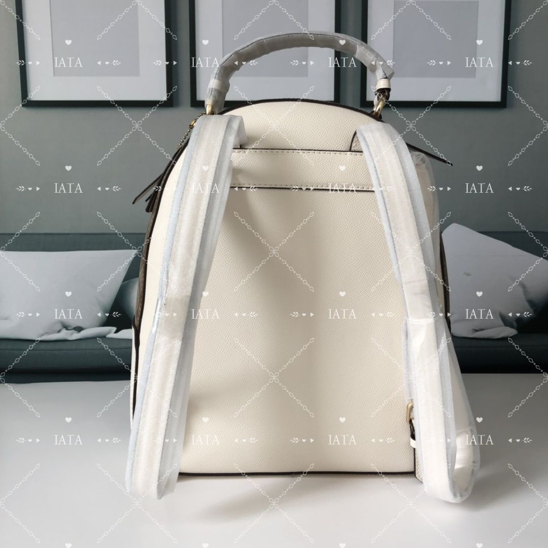 新品、未使用 COACH コーチ バッグ リュック F76622 ホワイト