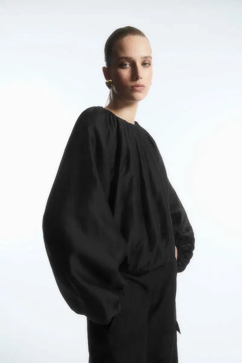 Cos コス パラシュート ブラウス 黒