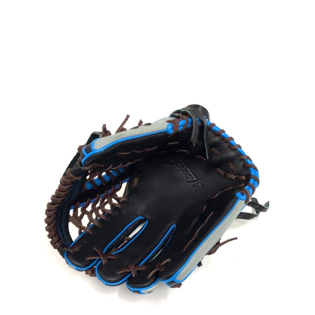 Wilson Wannabe 軟式グローブ 黒/青 左利き用