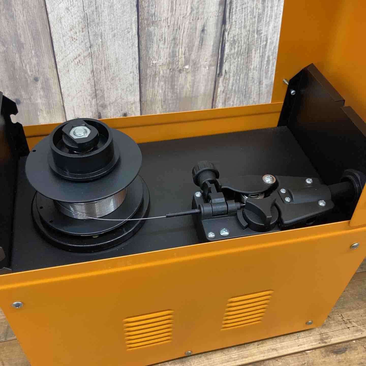 JUBA IEC60974 半自動溶接機 中古品 130MIG 60A/17V-120A/20V 200V