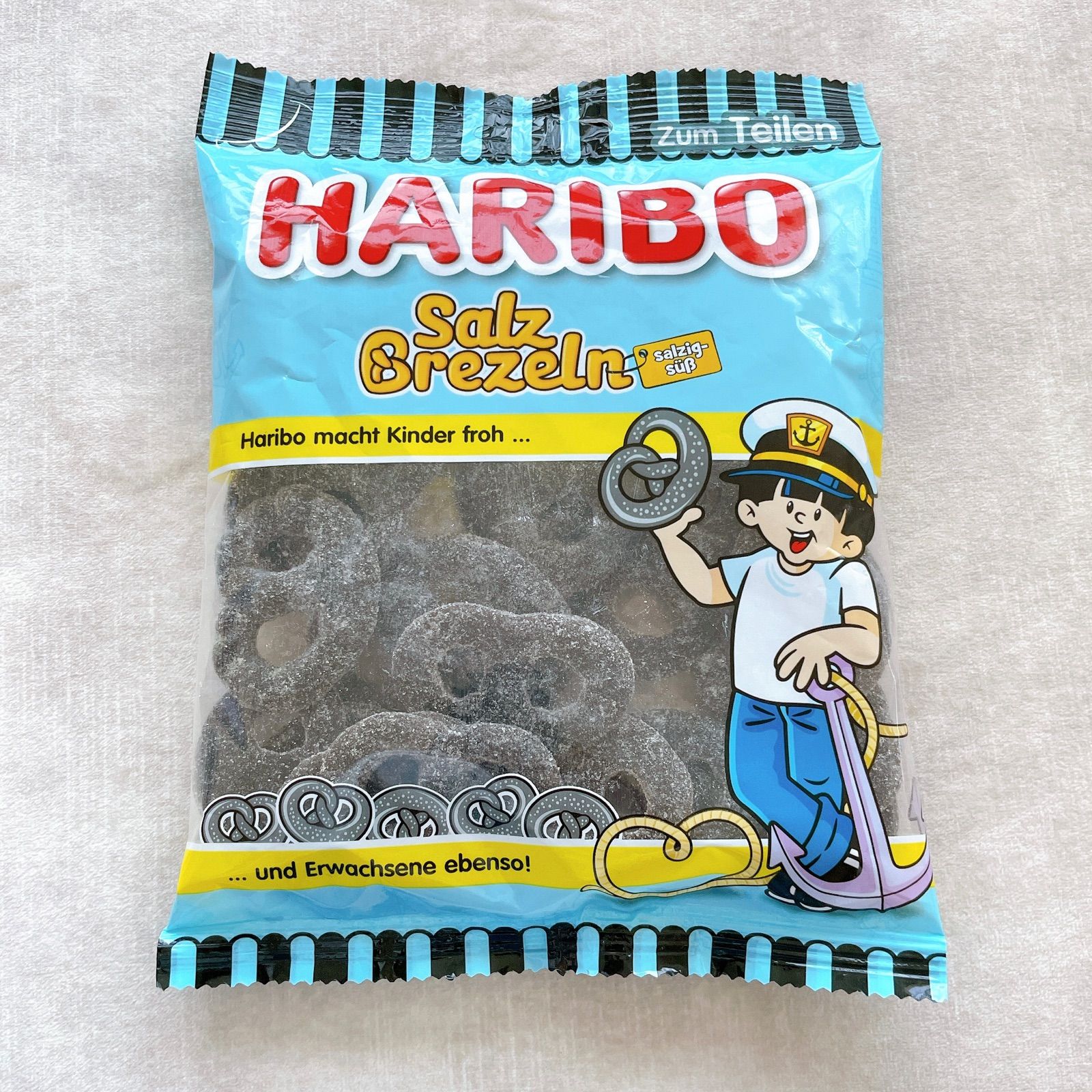 HARIBO【日本未販売】salz brezeln 175g リコリスタイヤグミ - メルカリ