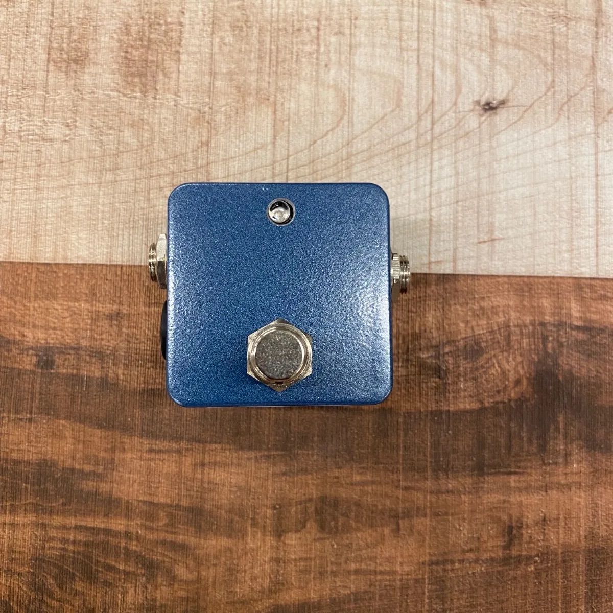 新品】Henretta Engineering Bluebird Fuzz / a49324【箱付き｜ファズ