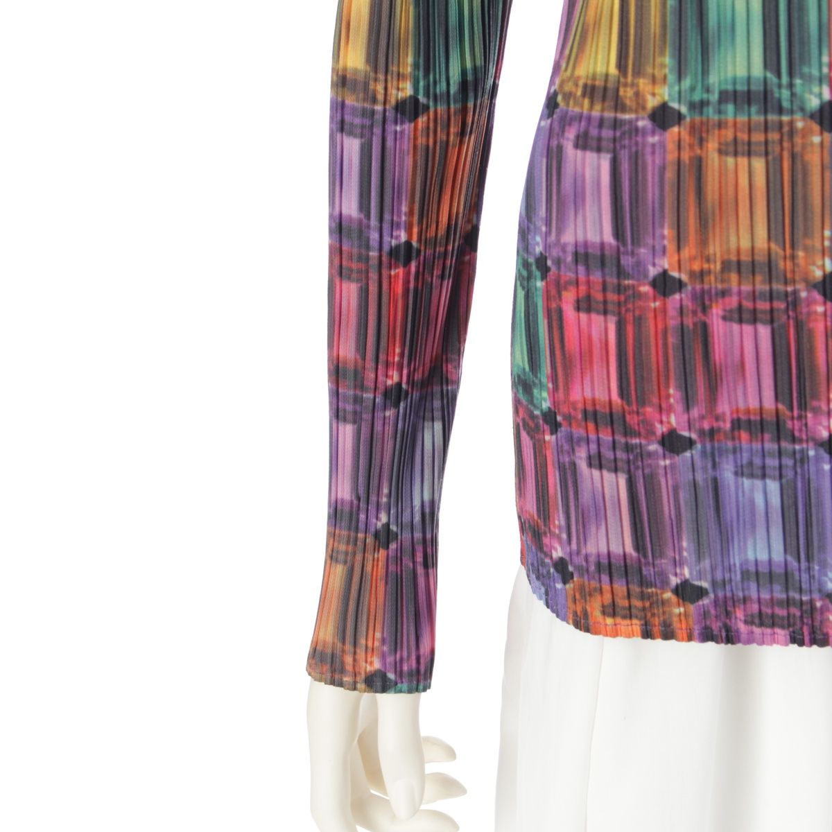 プリーツプリーズ イッセイミヤケ 宝石総柄 長袖 ボトルネック