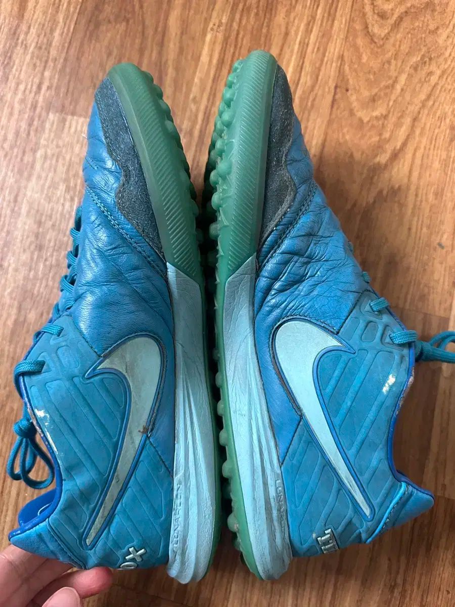 ティエンポ プロキシモ1 サッカーシューズ tf 260