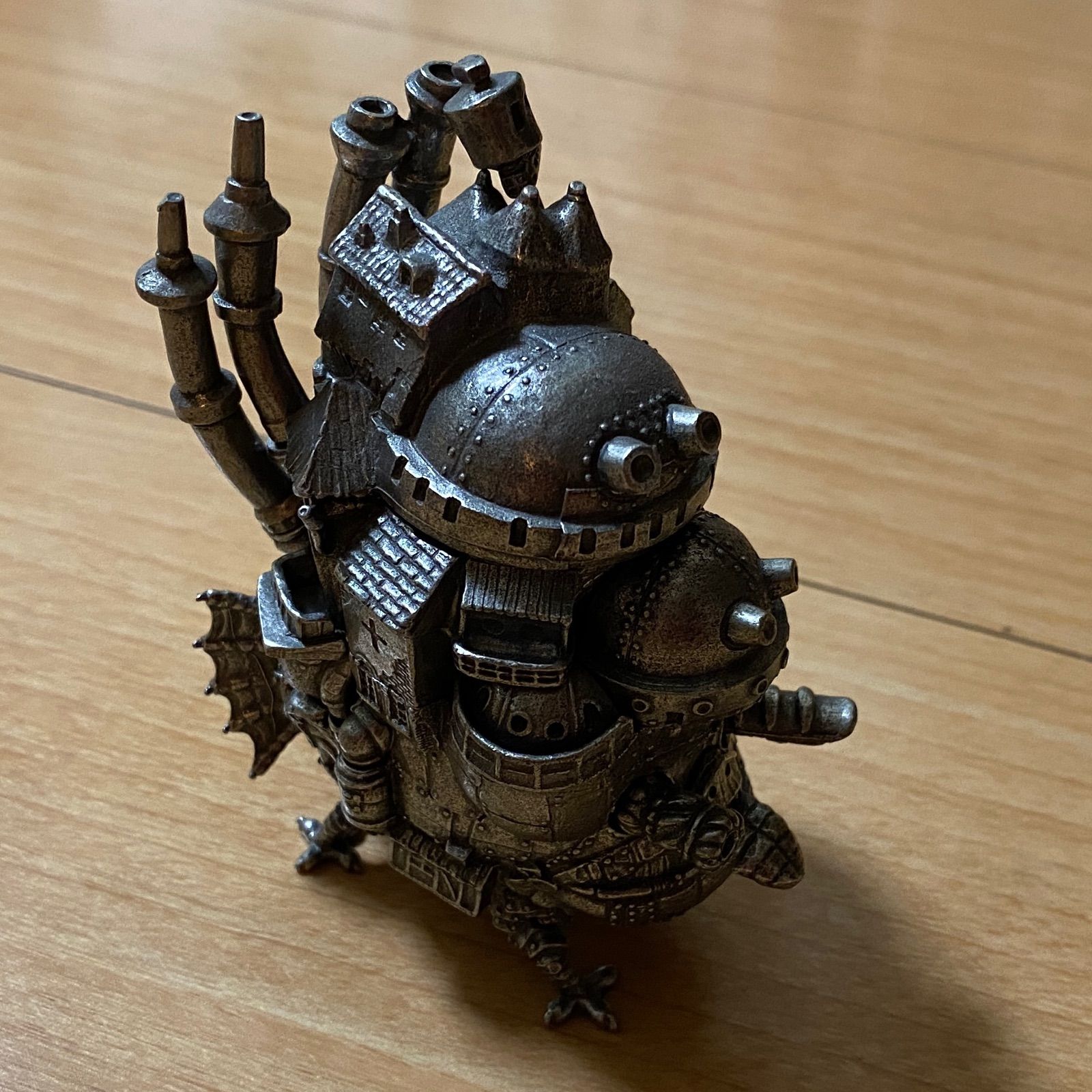 三鷹の森ジブリ美術館限定　ハウルの動く城　アクセサリーケース　金属工房品 三鷹の森ジブリ美術館限定 ハウルの動く城 アクセサリーケース