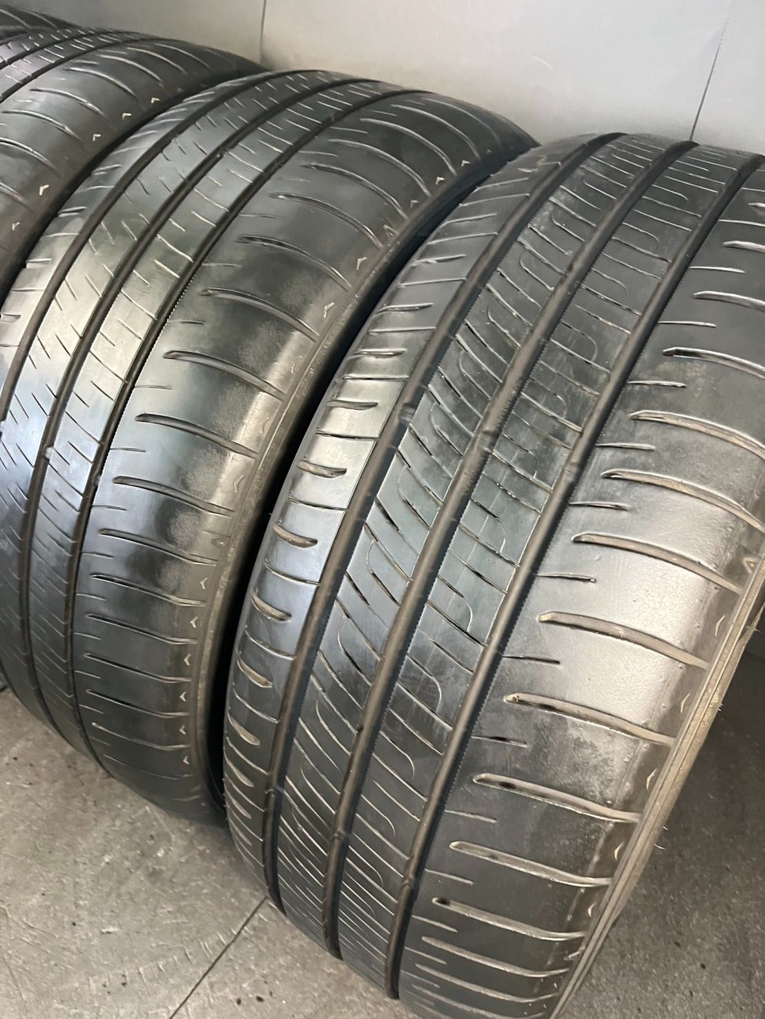 極上9分山 2022年製 215/60R17 ダンロップ エナセーブ RV505 極上9分山 2022年製 215/60R17 ダンロップ エナセーブ RV505
