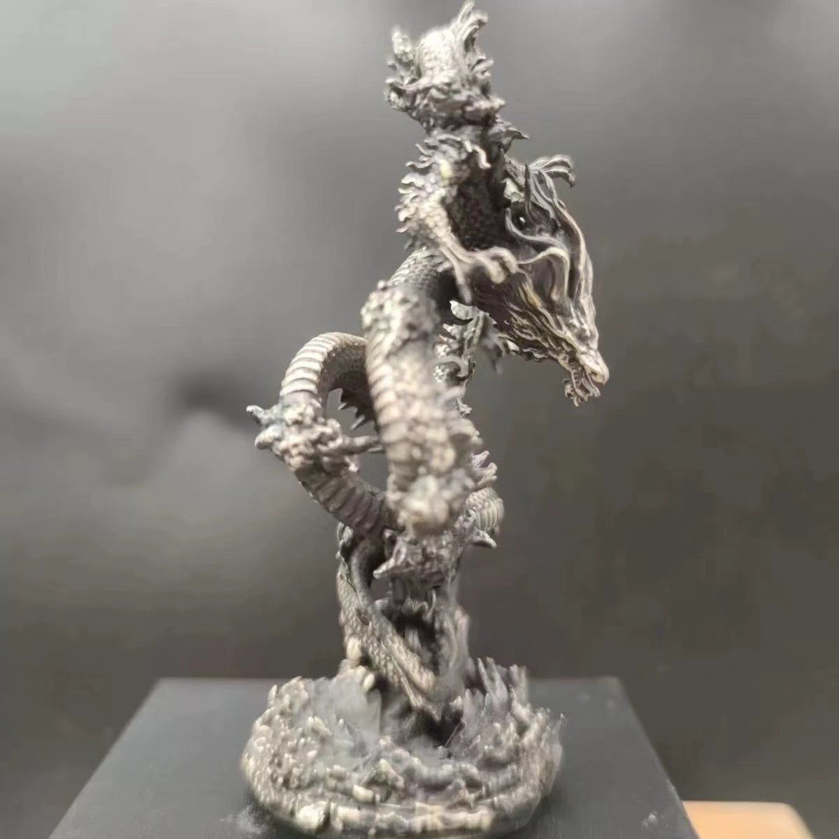 工芸品 龍置物 龍の縁起物置物 金属工芸 銅製 密彫刻 車内置物長