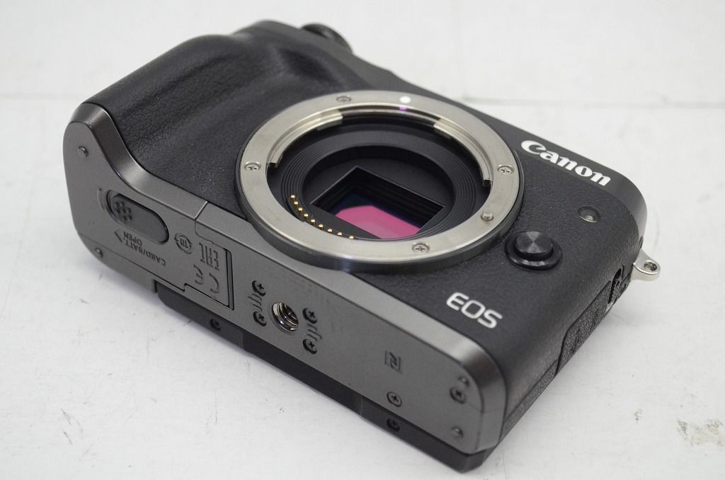 ボディ ミラーレス一眼カメラ