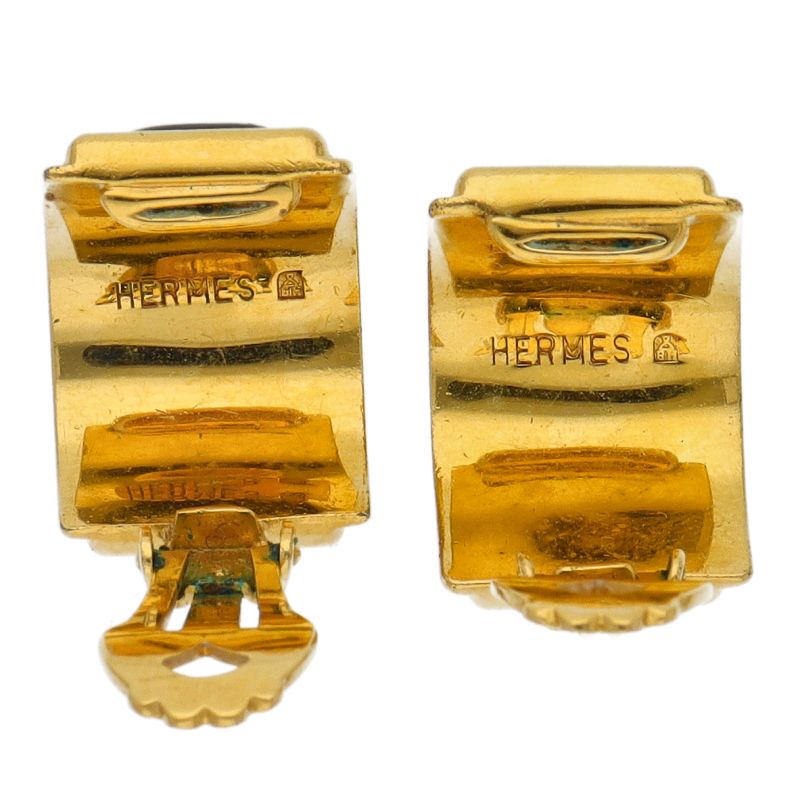 【難あり】HERMES ブローチ エマイユ 七宝焼 ゴールド 馬車 フランス製 エルメス HERMES エマイユ ブローチ 七宝焼き アクセサリー △HERMES