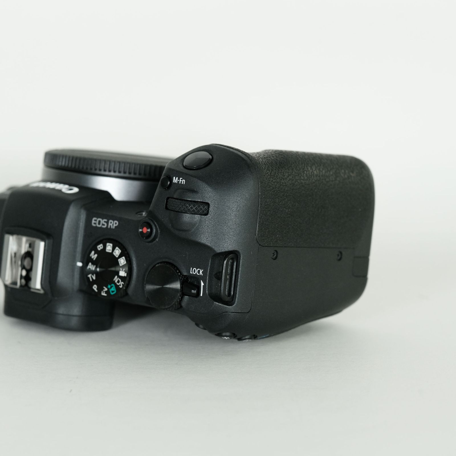 美品｜バッテリー2個｜L型プレート付] Canon EOS RP [ボディ