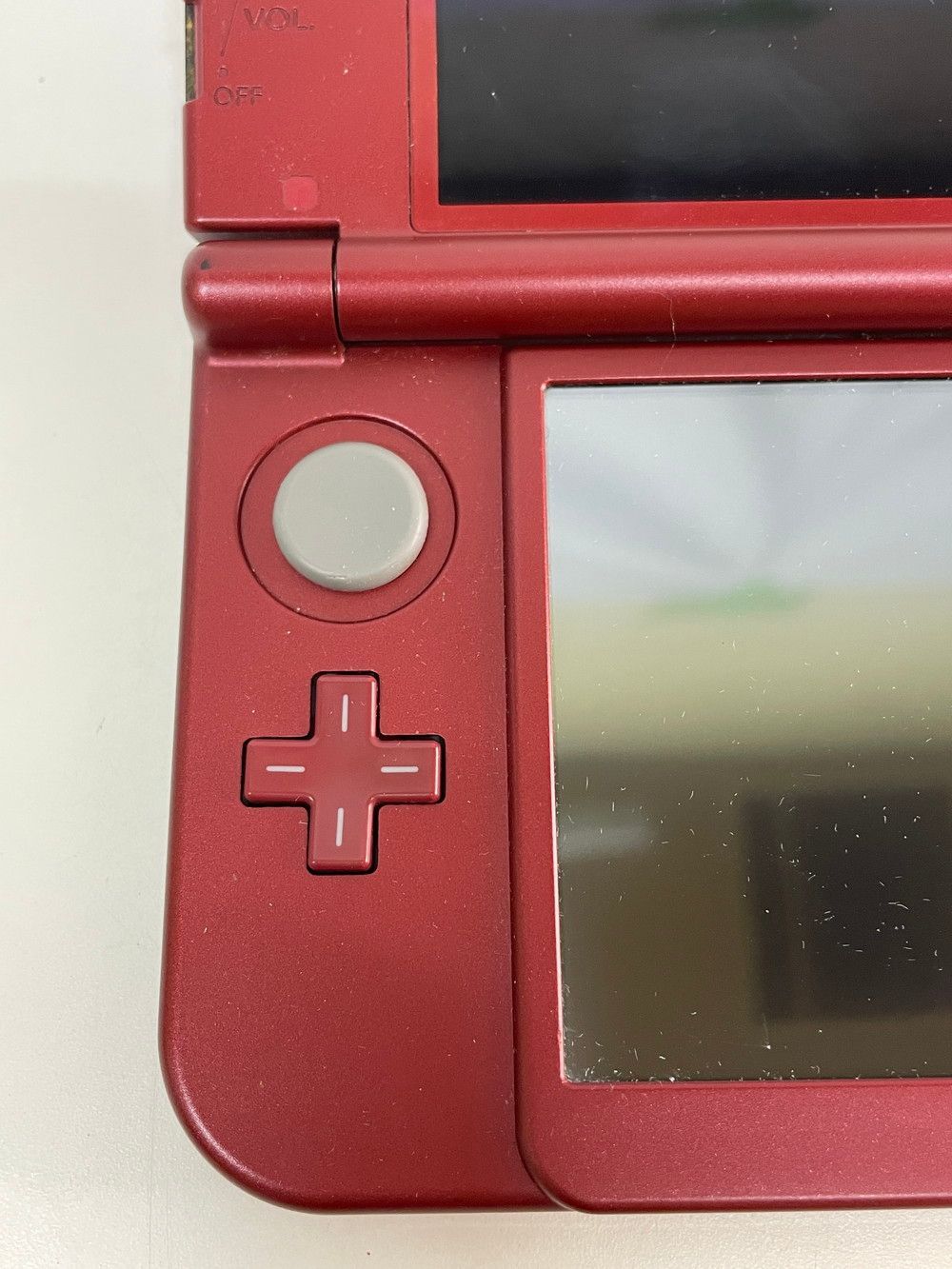 メタリックレッド