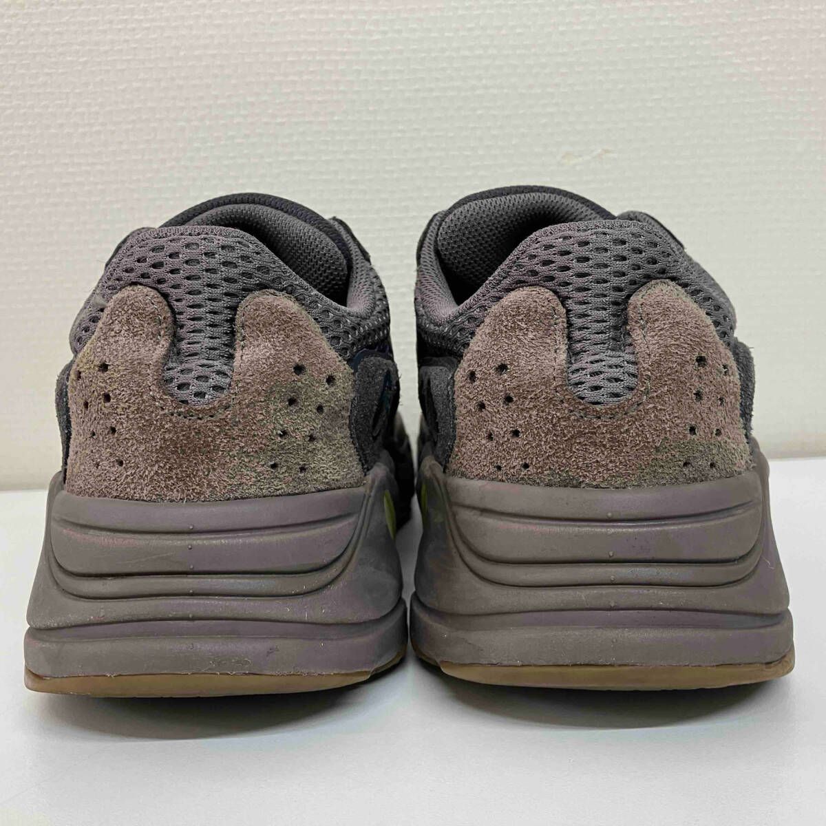 adidas YEEZY BOOST 700 WAVE RUNNER DARK GREY アディダス イージー 