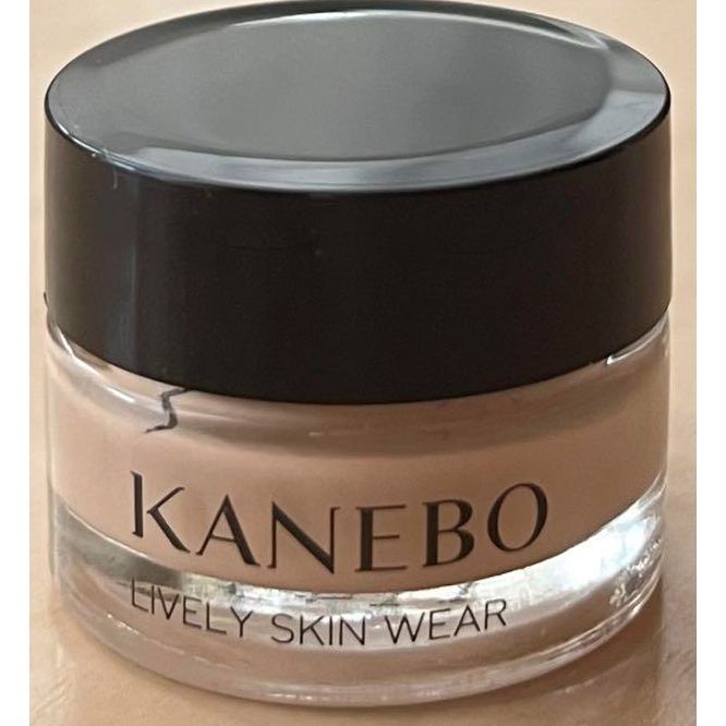 Kanebo ✨ライブリースキンウェア Ⅱ✨ 230 Vanilla✨30g ご予約受付】ライブリースキン ウェアⅡ スペシャルセット