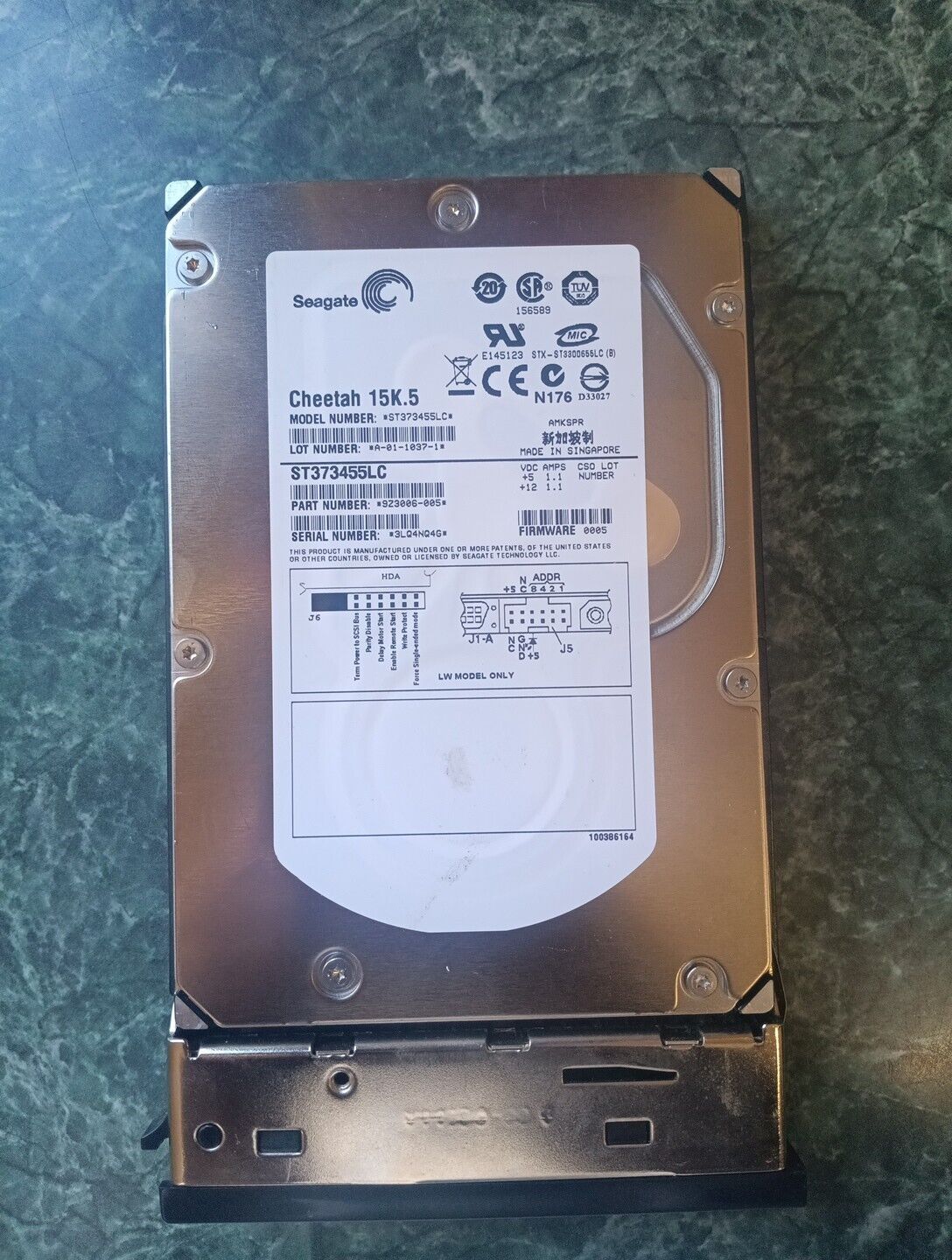 WD80EAAZ(2)商品の説明をご覧ください WD80EAAZ(2)商品の説明をご覧ください WESTERN DIGITAL WD80EAAZ