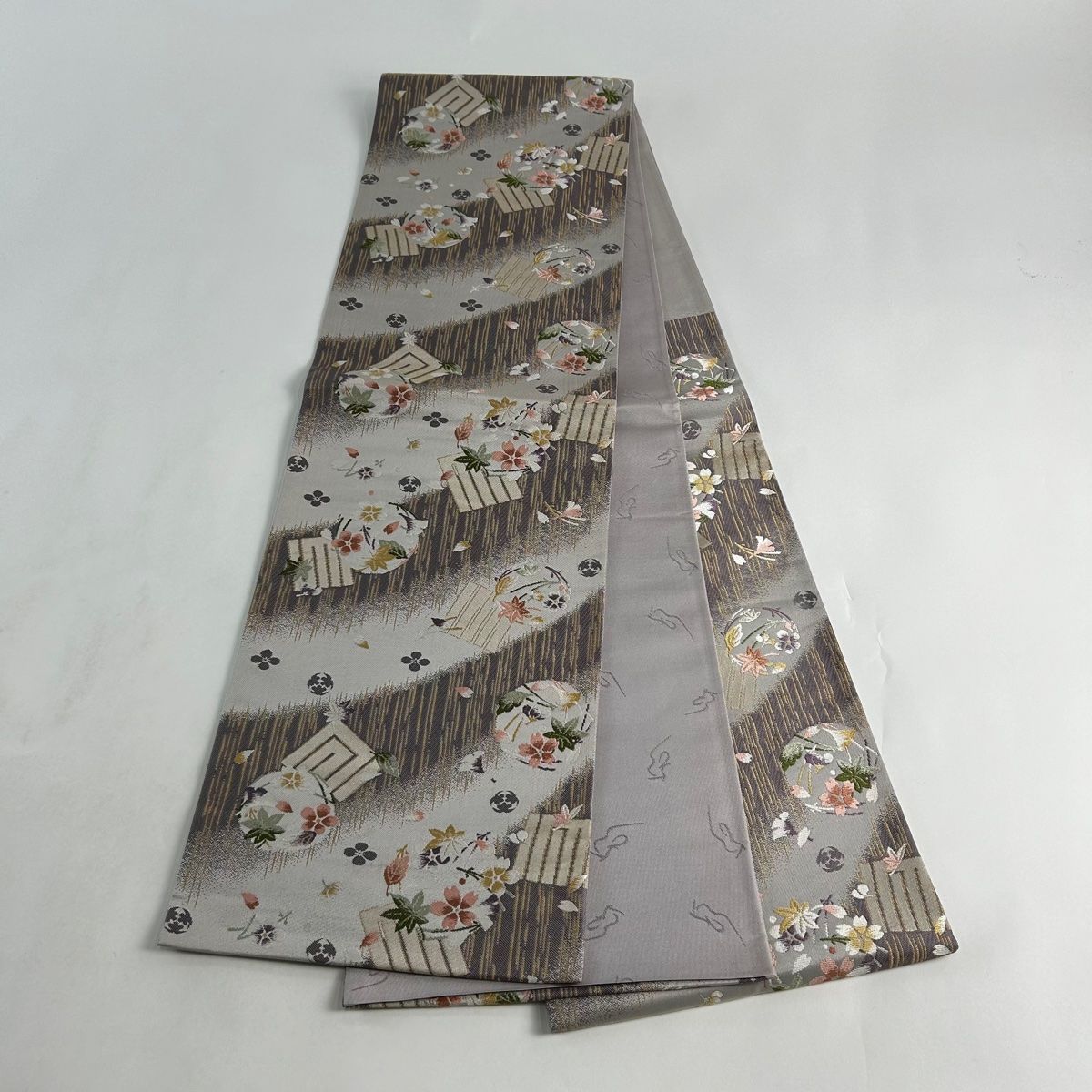 袋帯 名品 坂東三津五郎 落款 花布季 花丸文 源氏香 箔 灰紫 六通 正絹