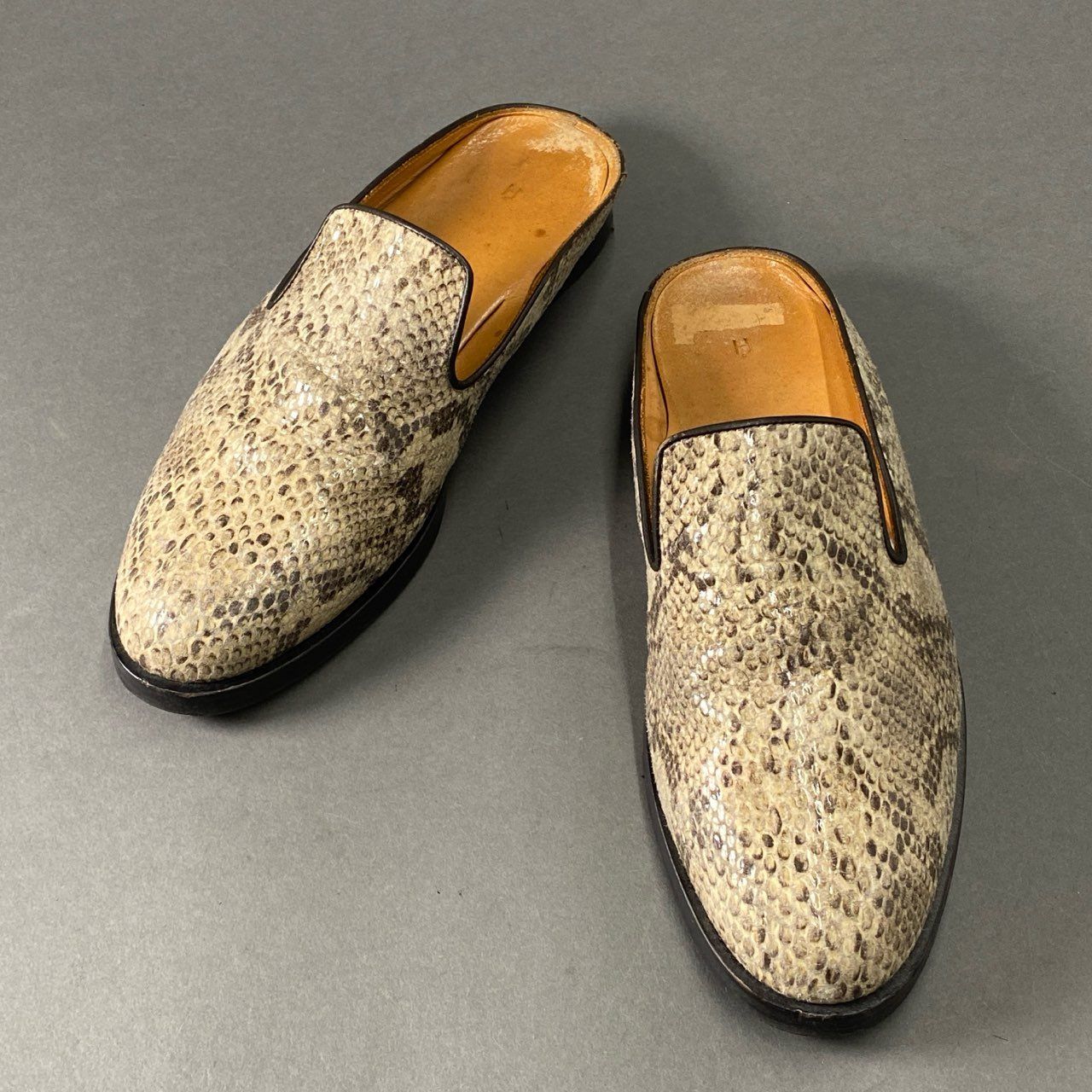 3c8 Hender Scheme エンダースキーマ peak パイソン柄 ミュール