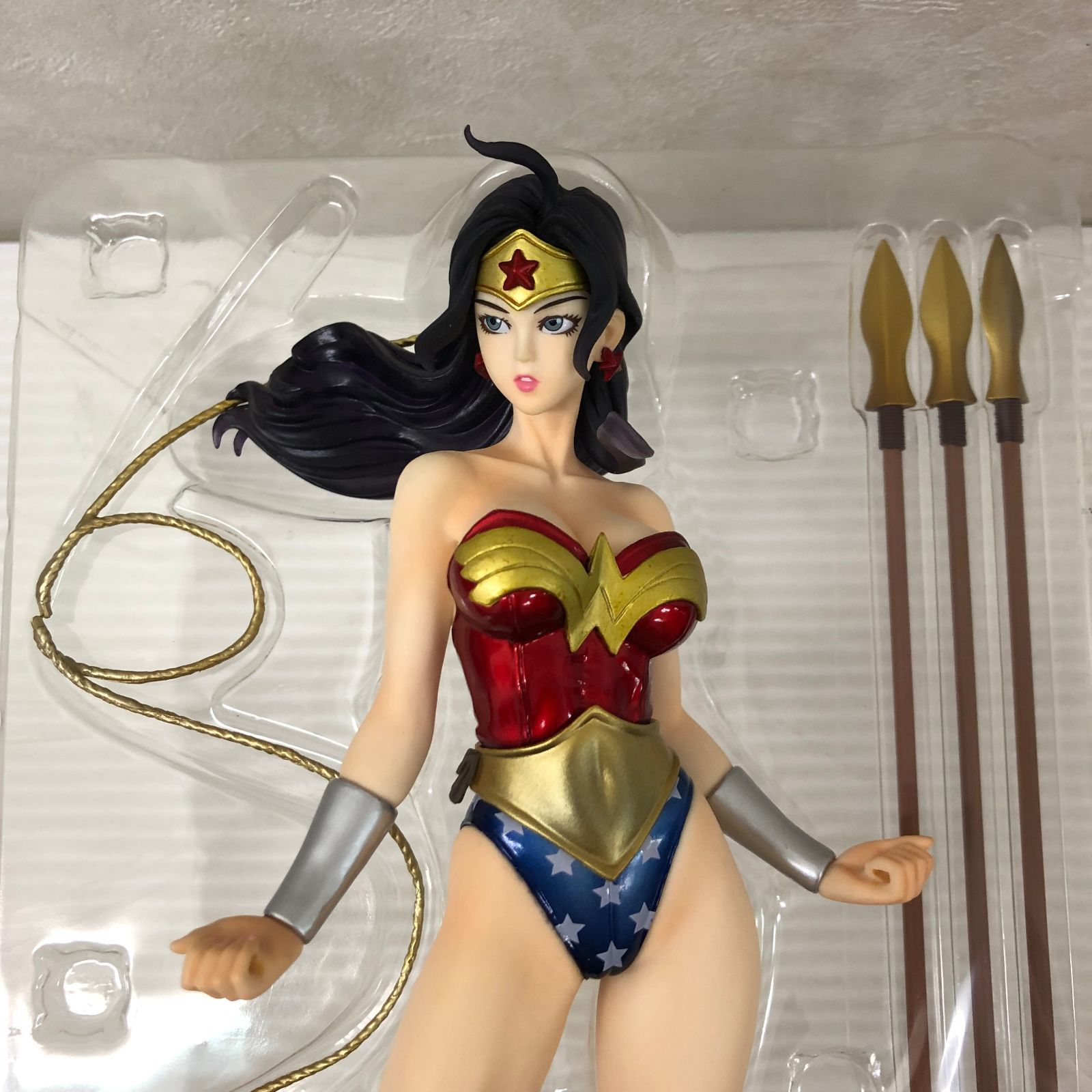 ワンダーウーマン DC フィギュア DC ワンダーウーマン | COMICS MATTEL