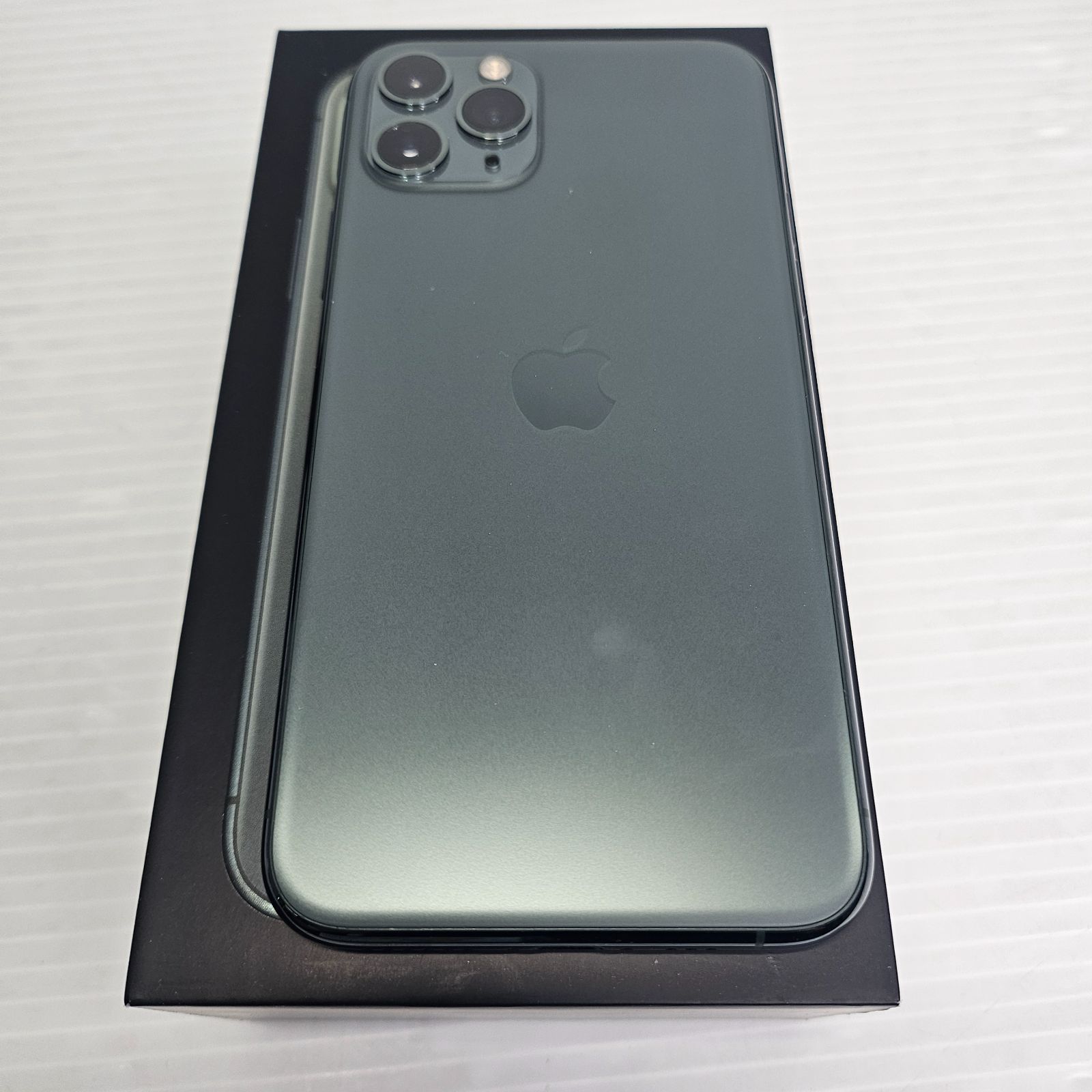 中古品】iphone11pro 512GB simフリー ミッドナイトグリーン 中古品】iphone11pro 512GB simフリー ミッドナイトグリーン