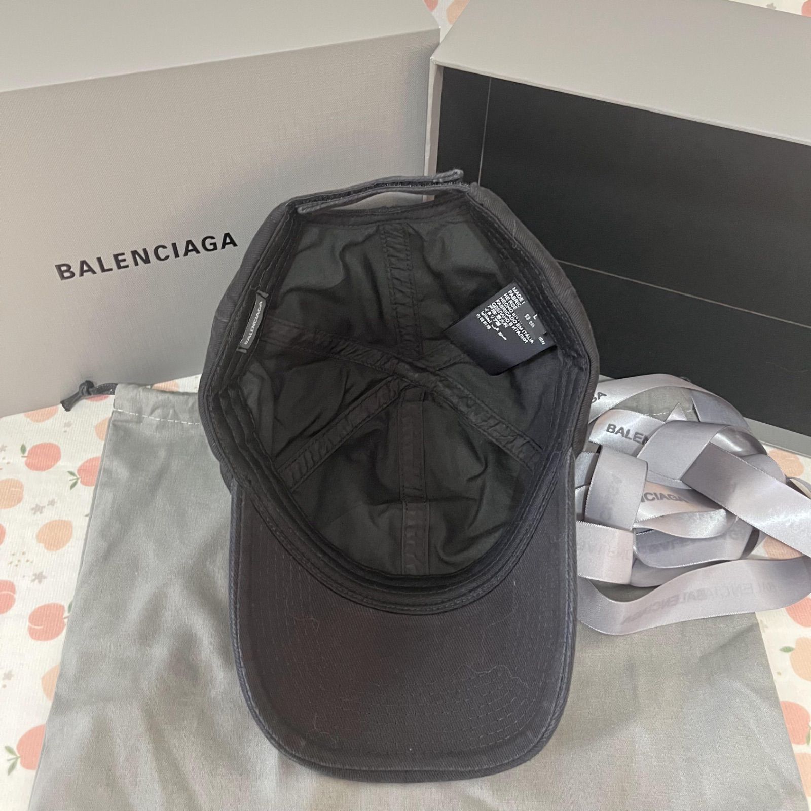 BALENCIAGA デストロイ加工キャンペーンロゴキャップ - キャップ