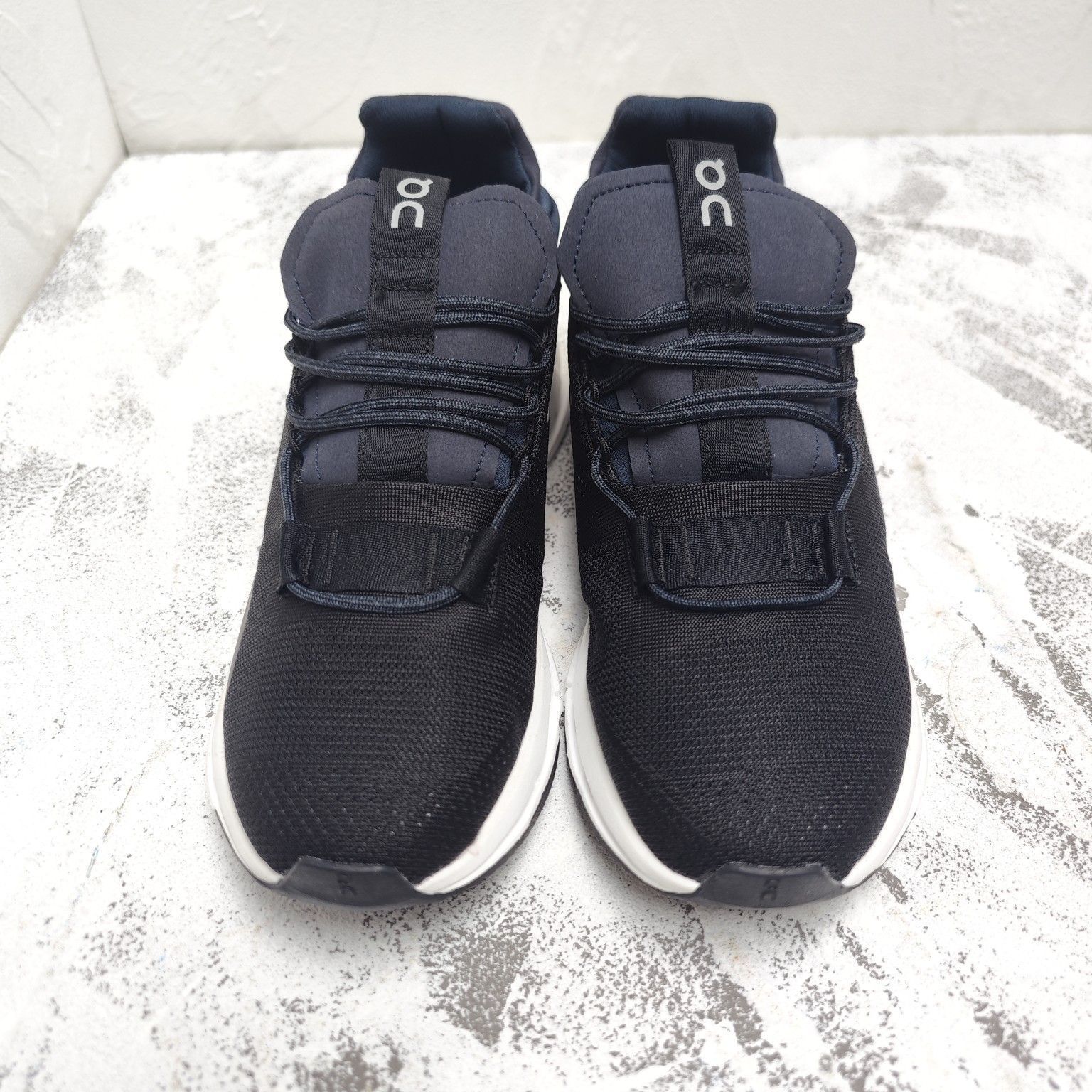 On スニーカー　クラウド　ノバ　ノヴァ　ランニング Cloudnova 2: Street-ready, All-day Men's Sneaker | On | On 日本