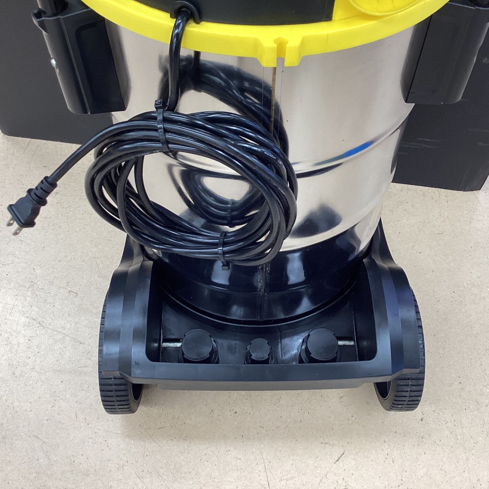 【値下げ中】STANLEYﾊﾞｷｭｰﾑｸﾘｰﾅｰ 45L SSV-45 〇STANLEY 乾湿両用バキュームクリーナー 45L SSV-45【東大和店