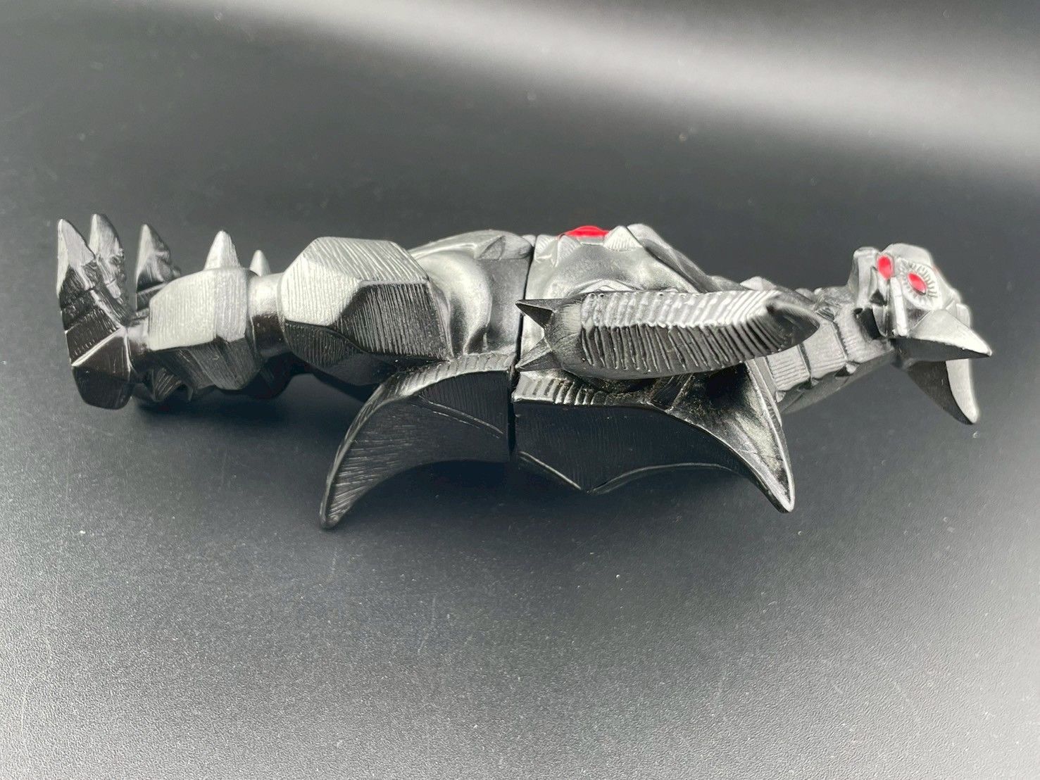 中古品】鋼鉄怪獣 メタラス 「電光超人グリッドマン」 電光