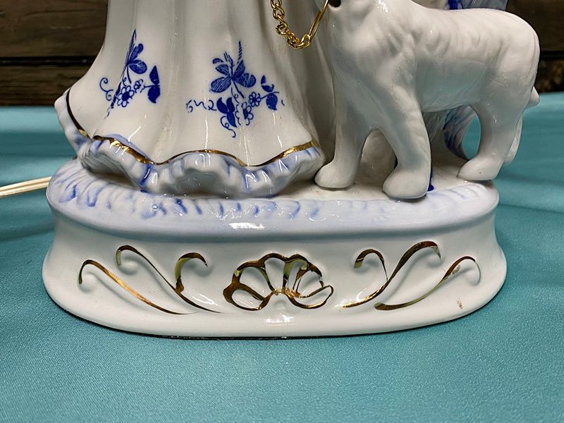 レトロ 陶器製 西洋人形 テーブルランプ アンティーク スタンド