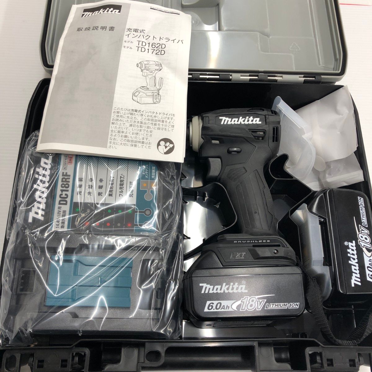 ДД MAKITA マキタ インパクトドライバ 充電器 充電池2個 ケース付 コードレス式 18v 399207 18V|6.0.Ah TD172DRGX ブラック