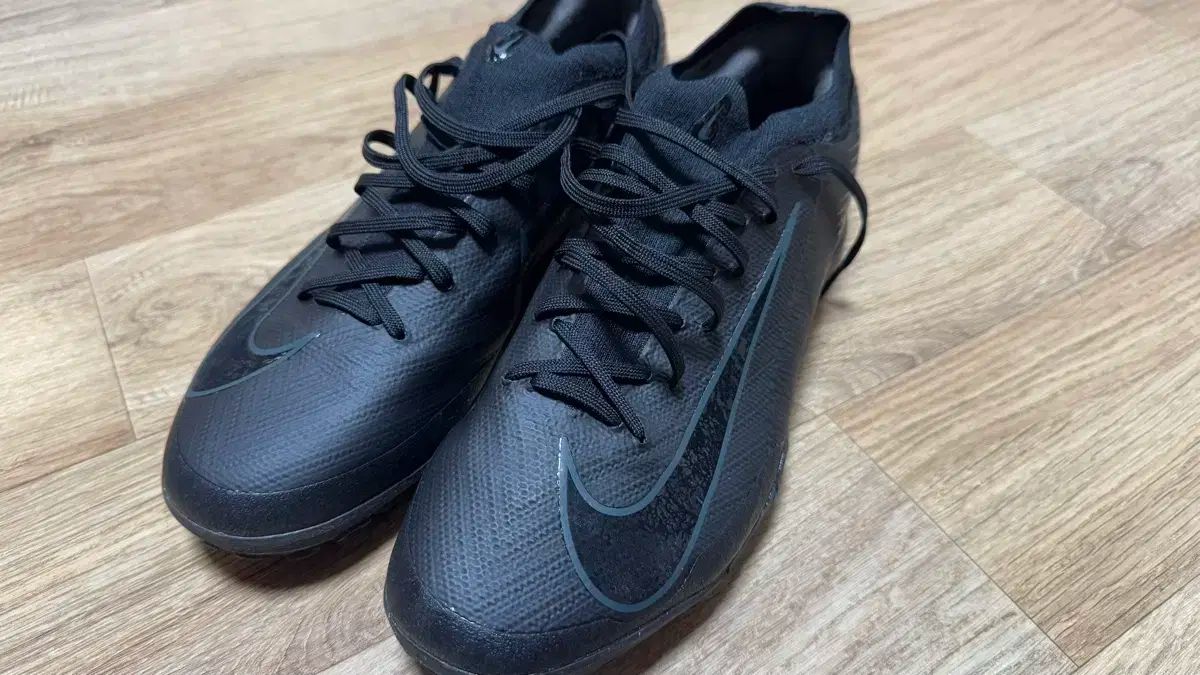 ナイキ マーキュリアル ベイパー プロ 16 tf