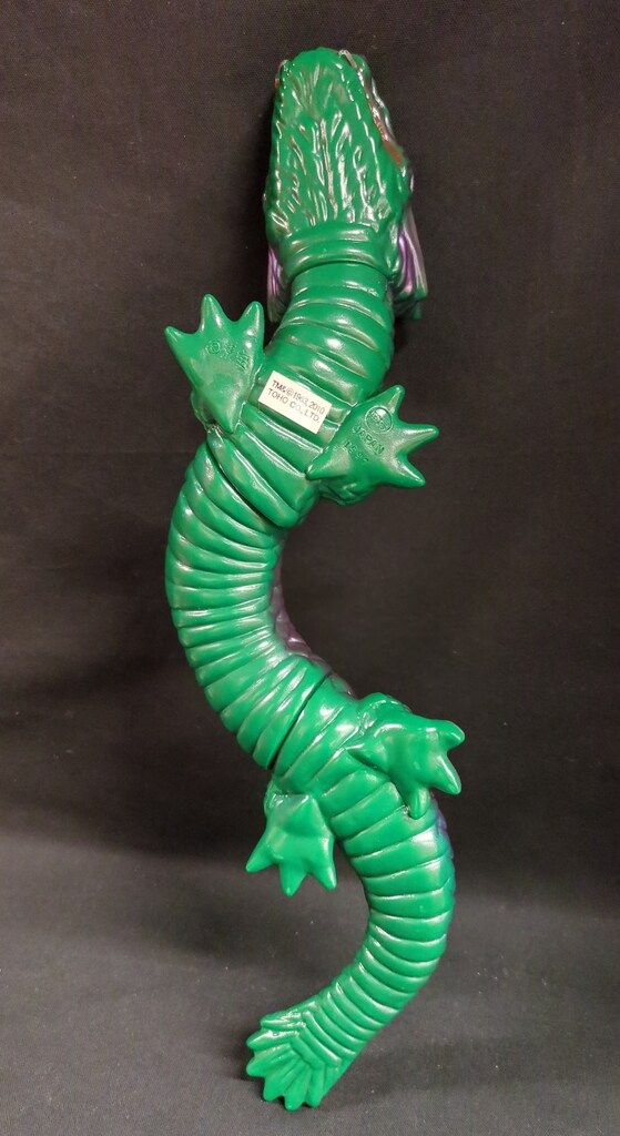 M1号 世紀の大怪獣東宝怪獣シリーズ マンダ(緑成型/メタ紫 金 銀塗装