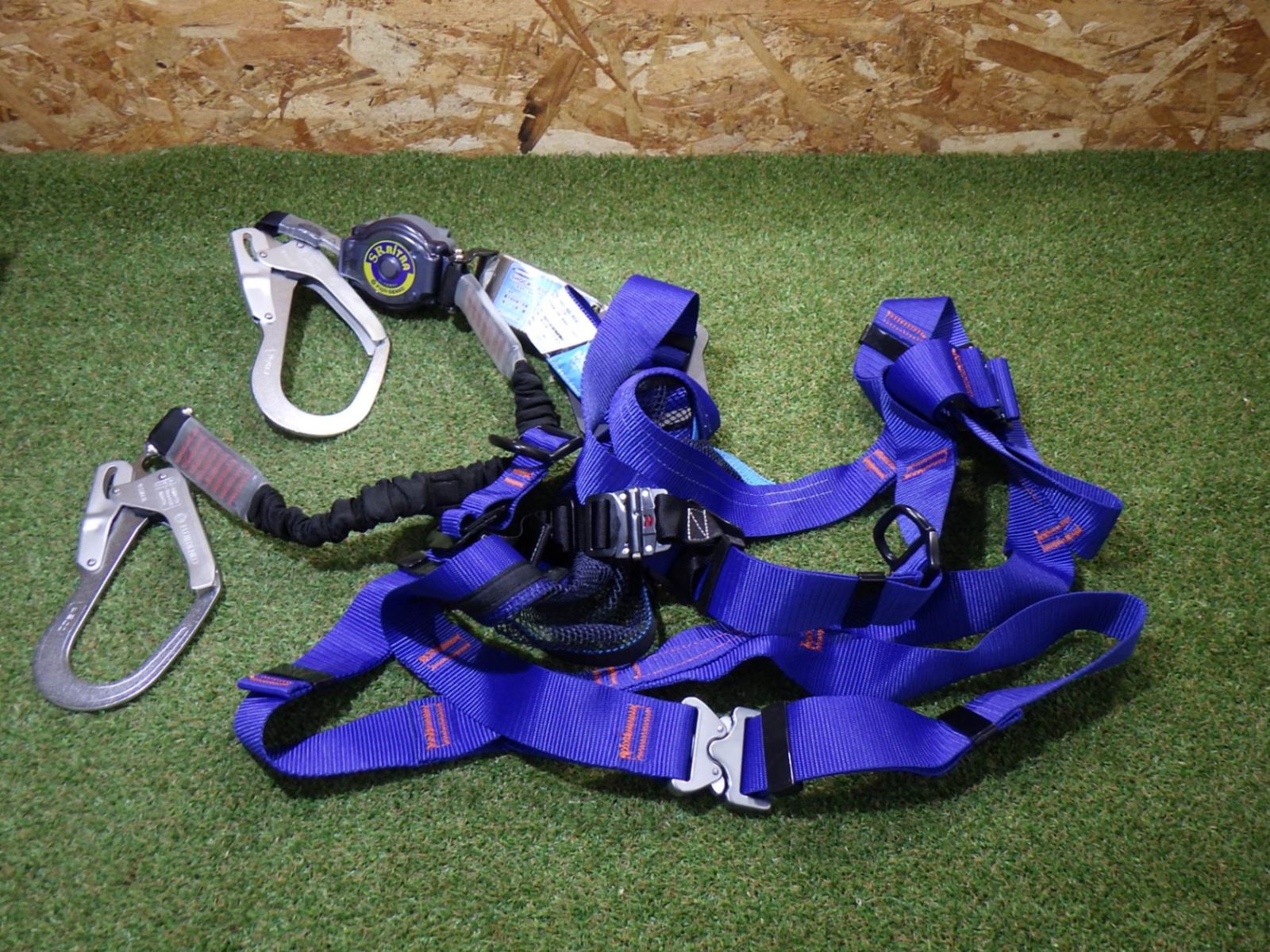 ミドリ安全 MHF-1080-2TRNV1.3-M