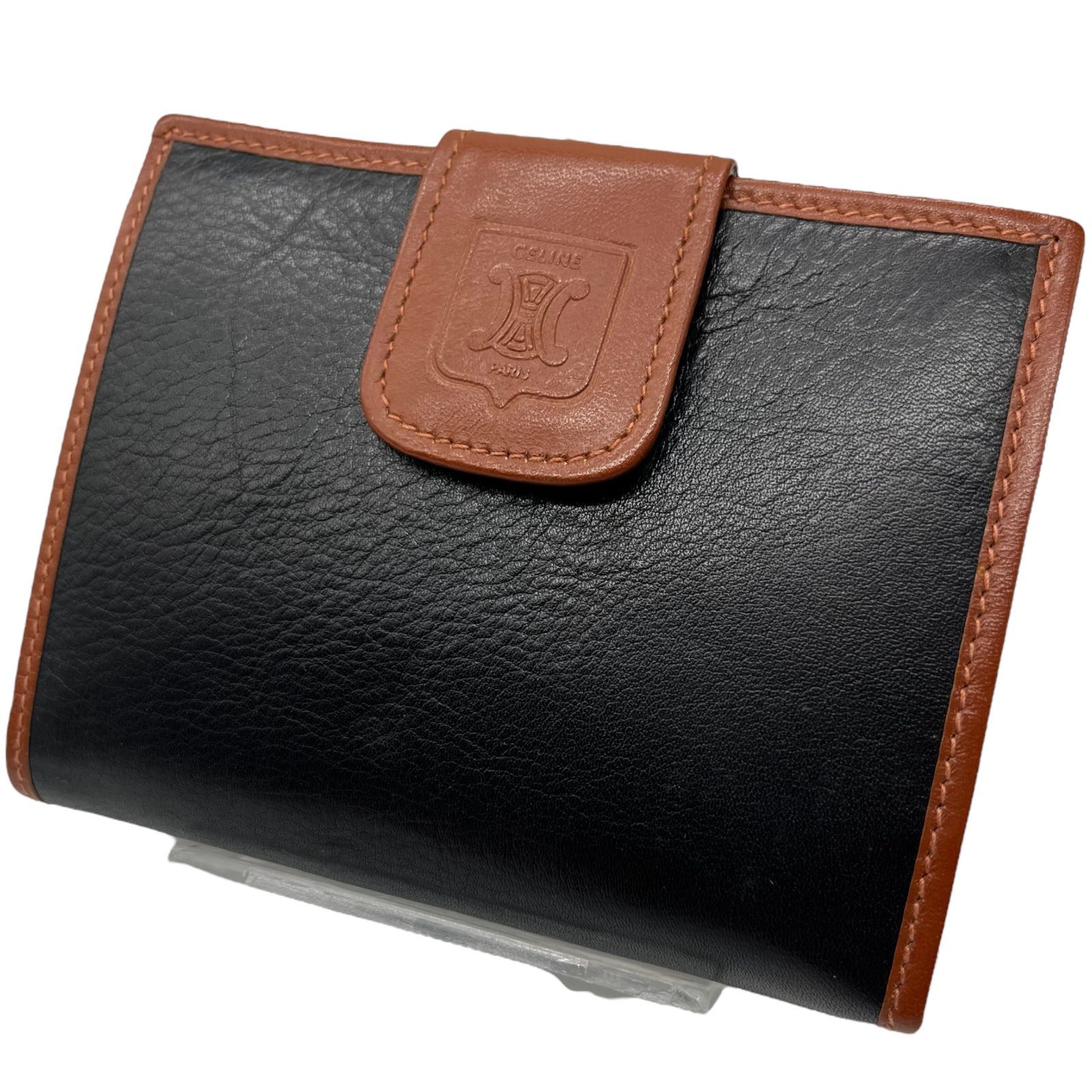【極美品】 CELINE レザー 二つ折り財布 ストラップ トリオンフ ボルドー 極美品 CELINE セリーヌ レザー 二つ折り財布 がま口ポケット