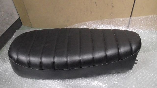 YB-1 FOUR UA05J-011xxx の シート:#1744080928