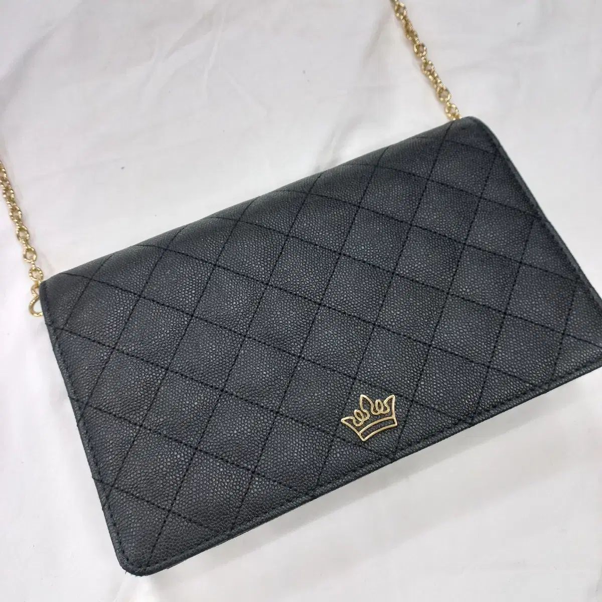 J.ESTINA ブラック キルティング チェーン クロスバック