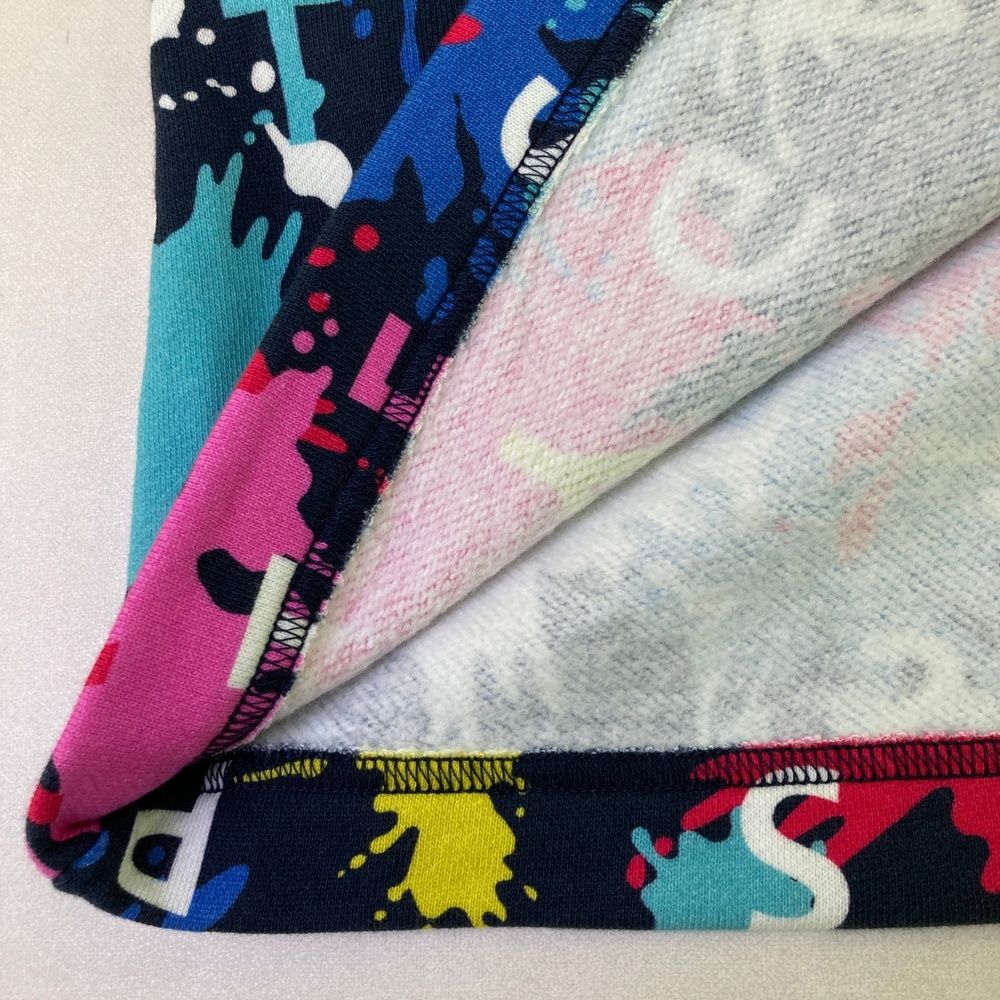 240101543749 ゴルフウェア