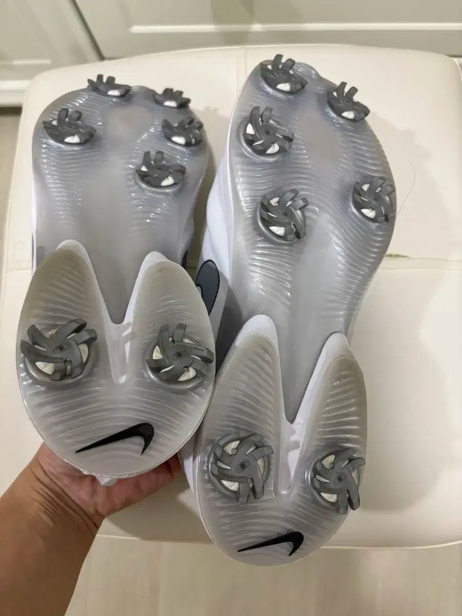 NIKE ナイキ レディース ゴルフシューズ ヴィクトリー ボア 240