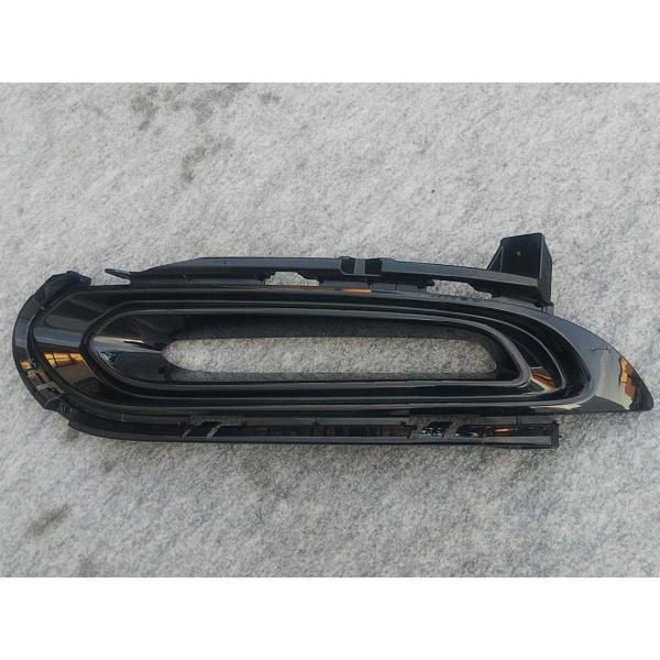 ホンダ純正新品ヴェゼル RU3 左側 フロント フォグランプガーニッシュ left side front fog light garnish VESEL HONDA