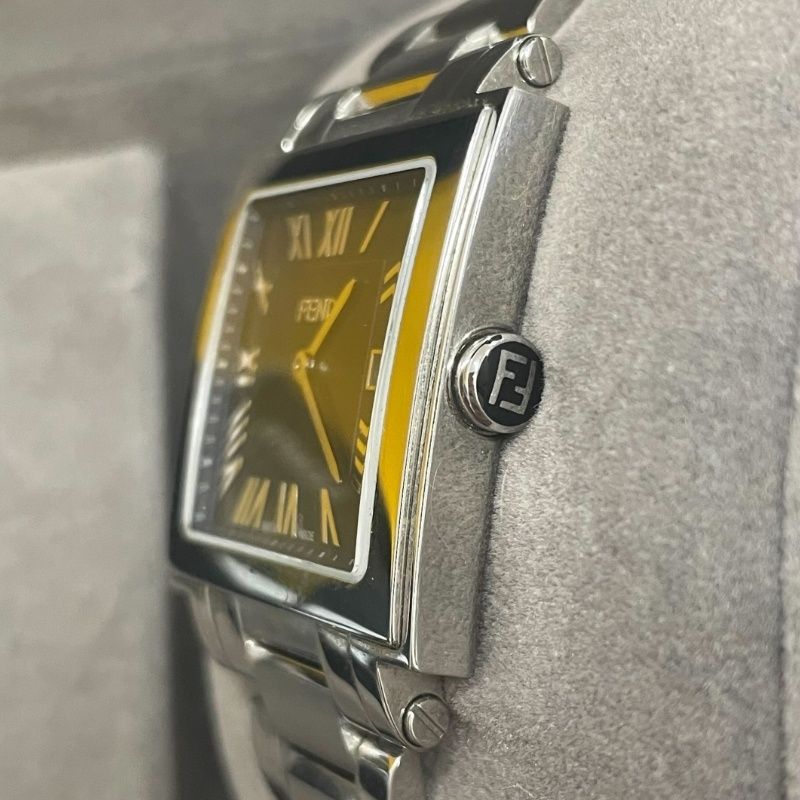 FENDI フェンディ クアドロ 008-60500G-550 腕時計メンズ