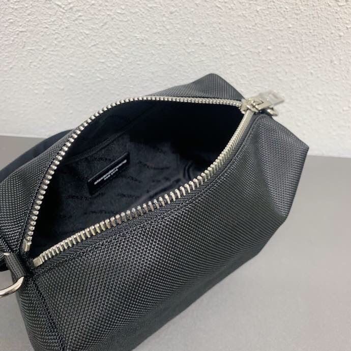 新品ALEXANDER WANG WANGSPORT ミニダッフル