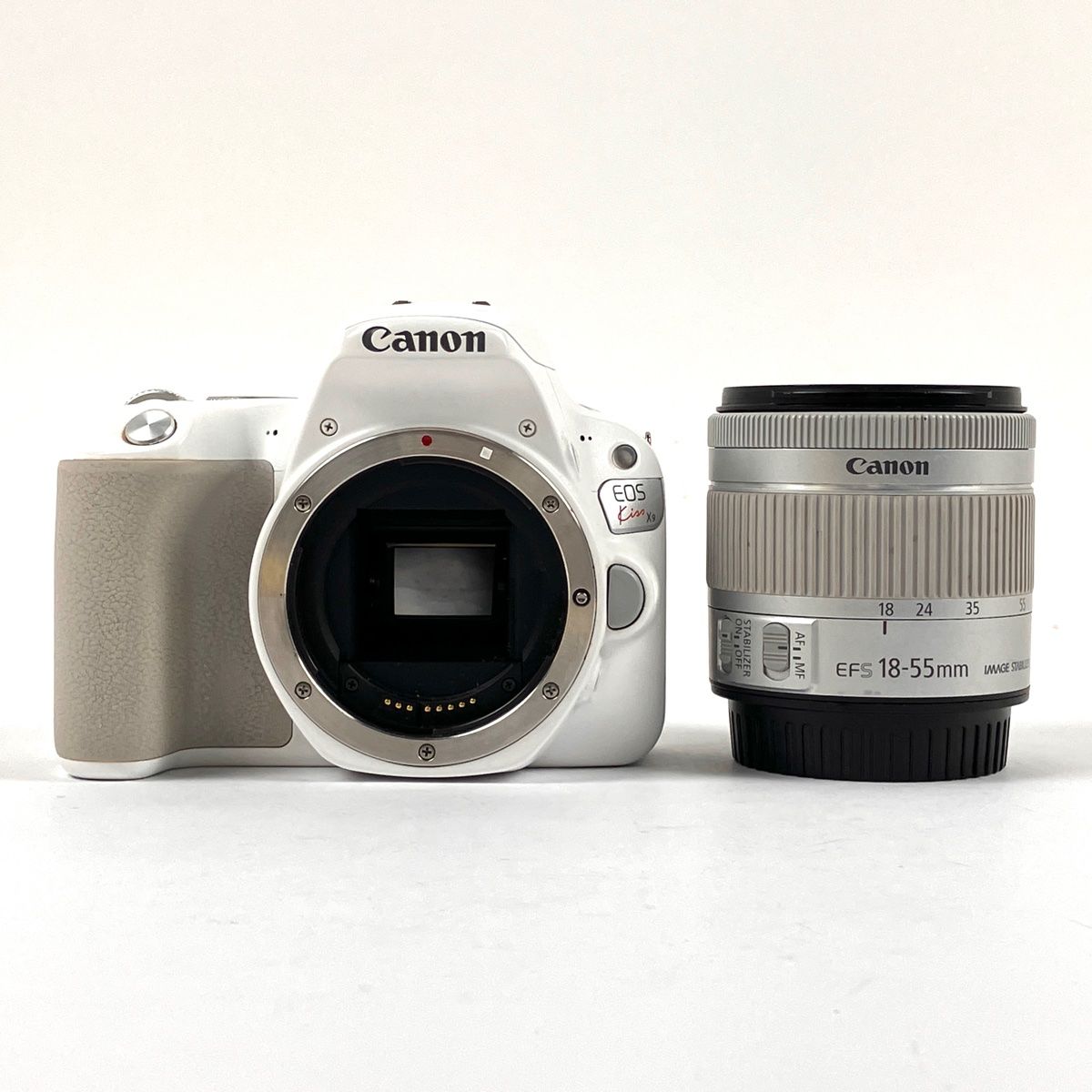 ★CANON EOS X9i 18-55mm 55-250mm ダブルレンズ付き ☆CANON EOS X9i 18-55mm 55-250mm ダブルレンズ付き カメラ