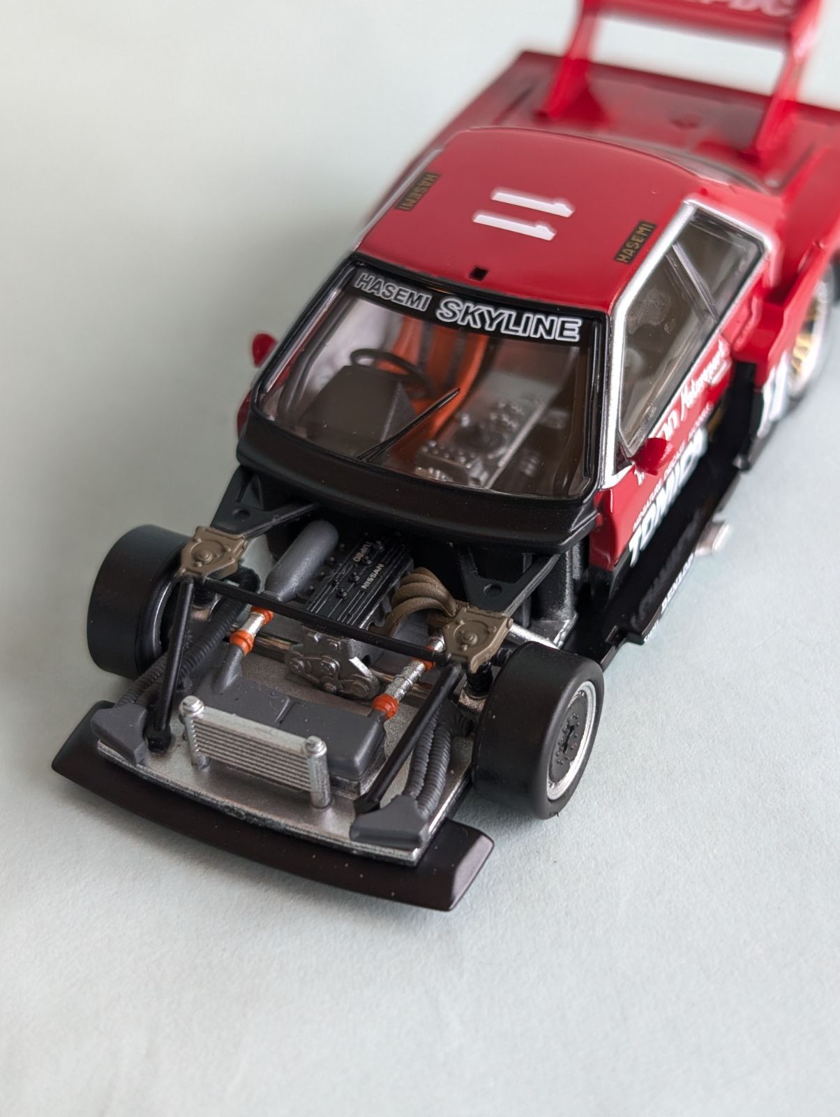 トミカリミテッドヴィンテージネオ スカイライン スーパシルエット 1982年仕様 トミカ スカイライン スーパーシルエット（83年前期型） | 製品