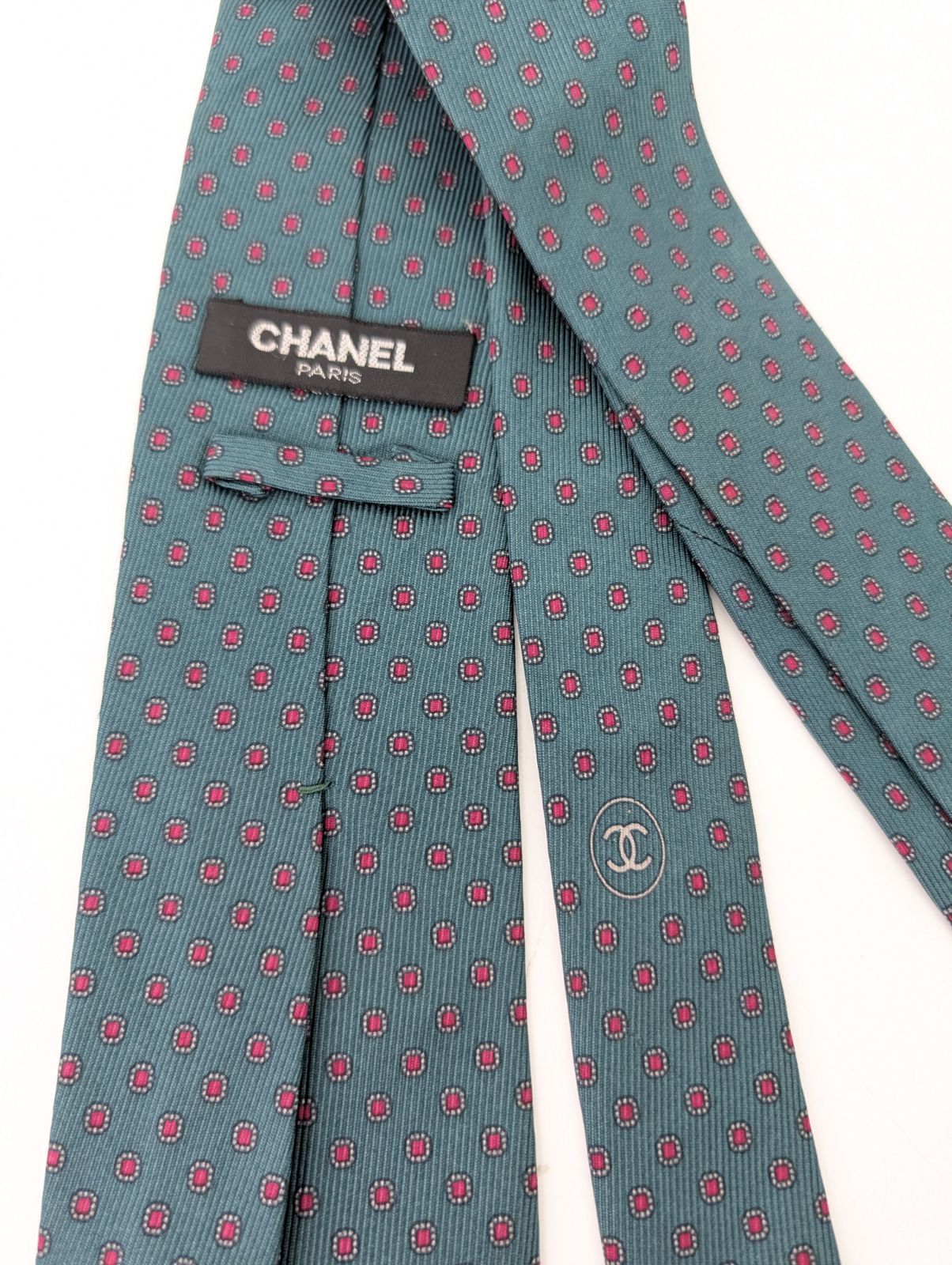 CHANEL ダークグリーン ドット柄 ネクタイ 24時間以内発送】シャネル CHANEL ネクタイ ドット柄 グリーン