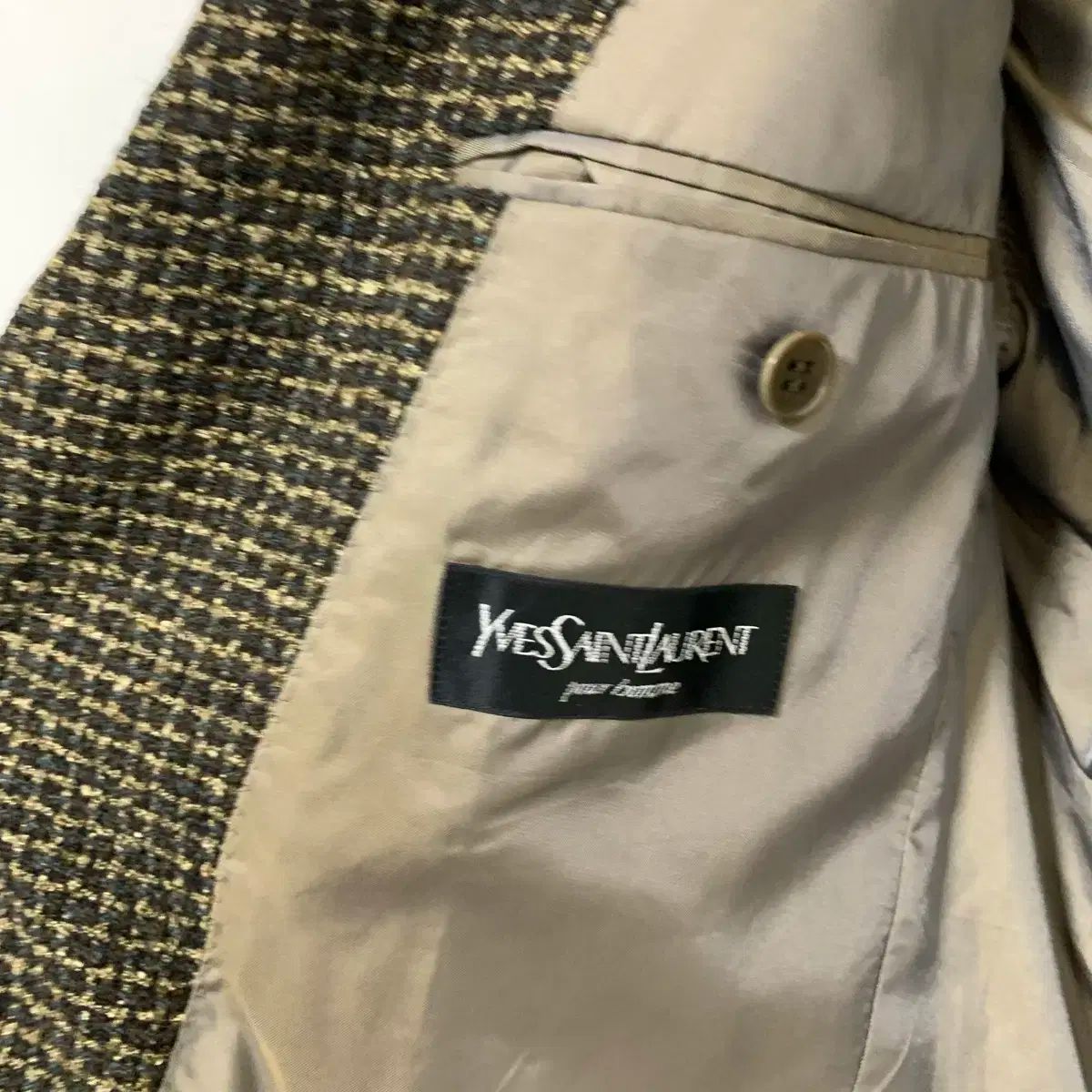 希少品【Yves Saint Laurent】ジャケット　カーキ色 希少品【Yves Saint Laurent】ジャケット カーキ色 楽天市場