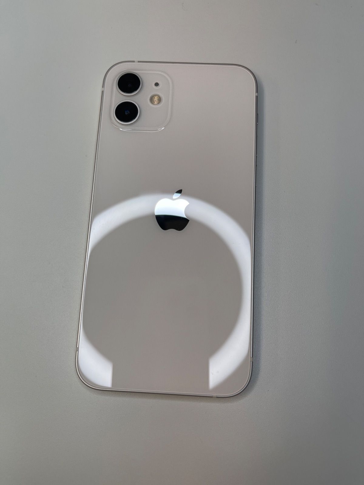 【美品】iPhone 12 128GB ホワイト 新品バッテリー 美品/バッテリー100%】iPhone12 128GB ホワイト SIMフリー 残債