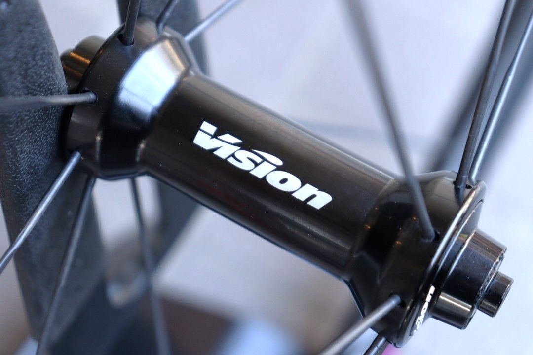 ヴィジョン vision SC40 TLR カーボン クリンチャー