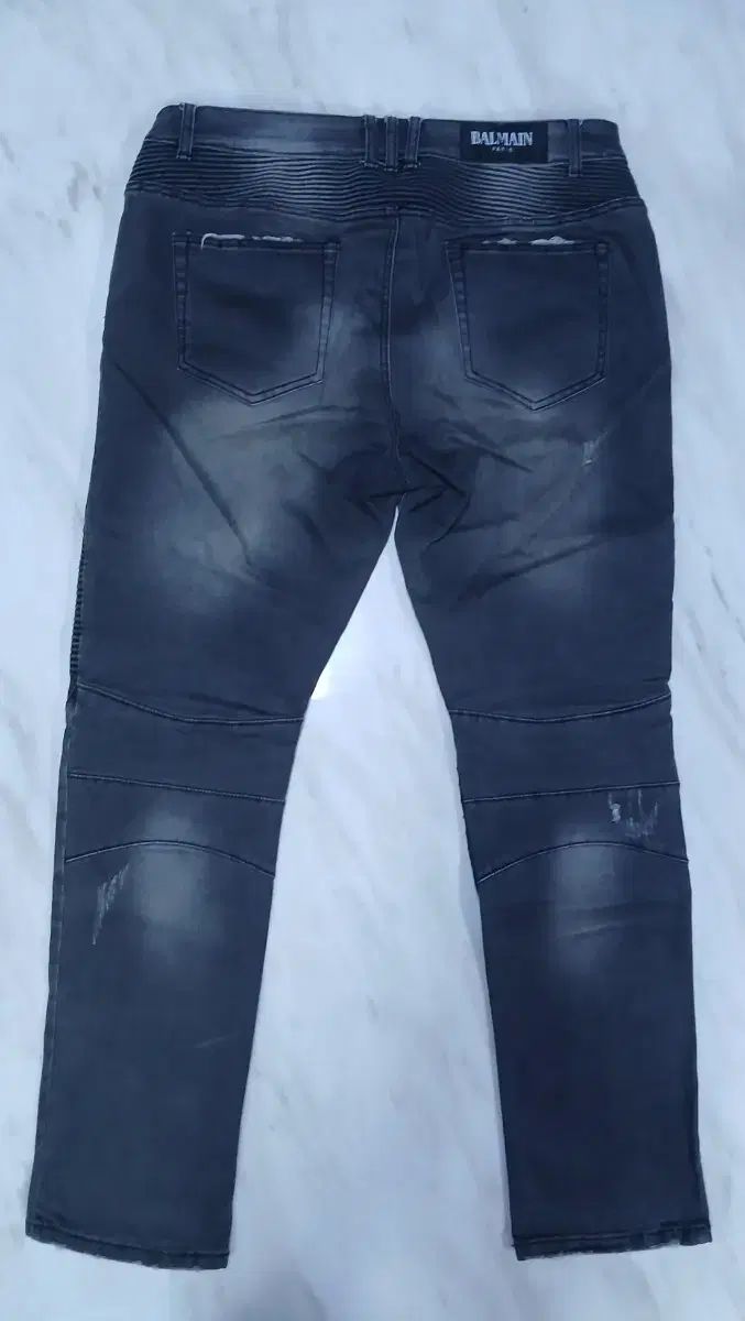 正規品 BALMAIN(バルマン) メンズ デニム バイカーデニム パンツ 36 
