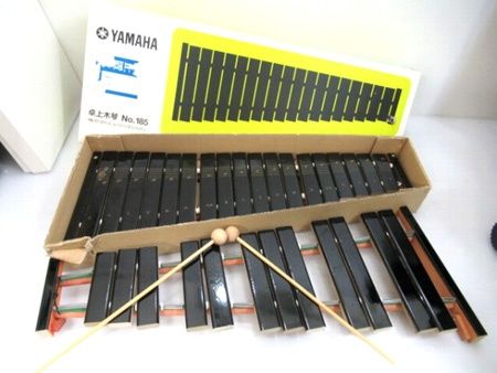 ヤマハ YAMAHA 卓上木琴 No.185 30音 木製マレット付 日本製
